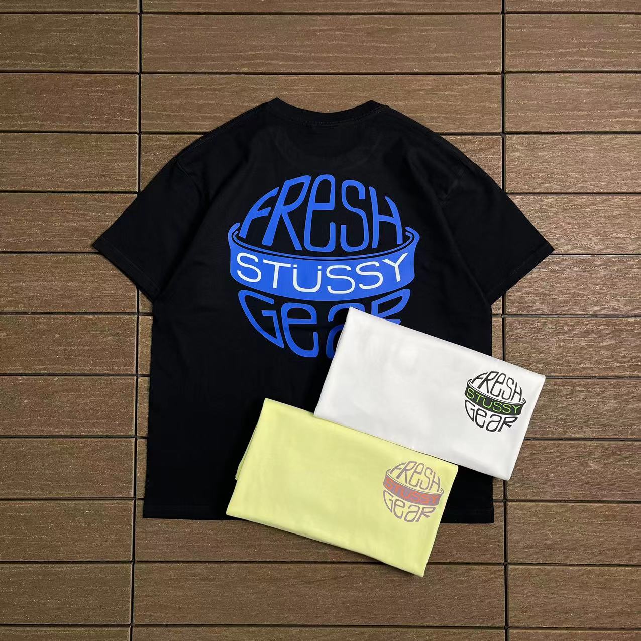 STUSSY T-SHIRT