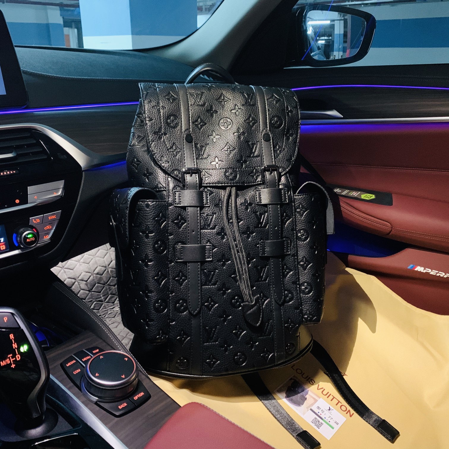 LV