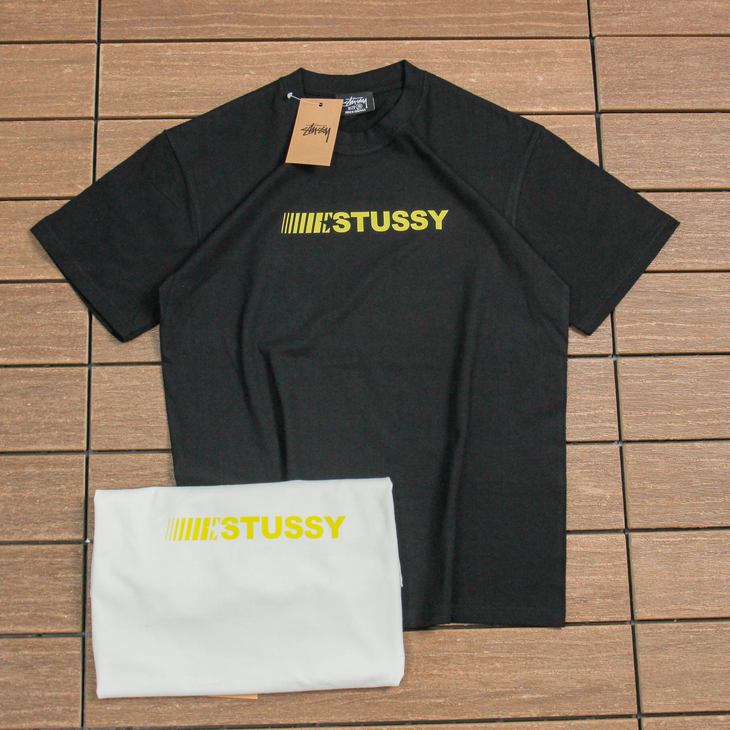 STUSSY T-SHIRT