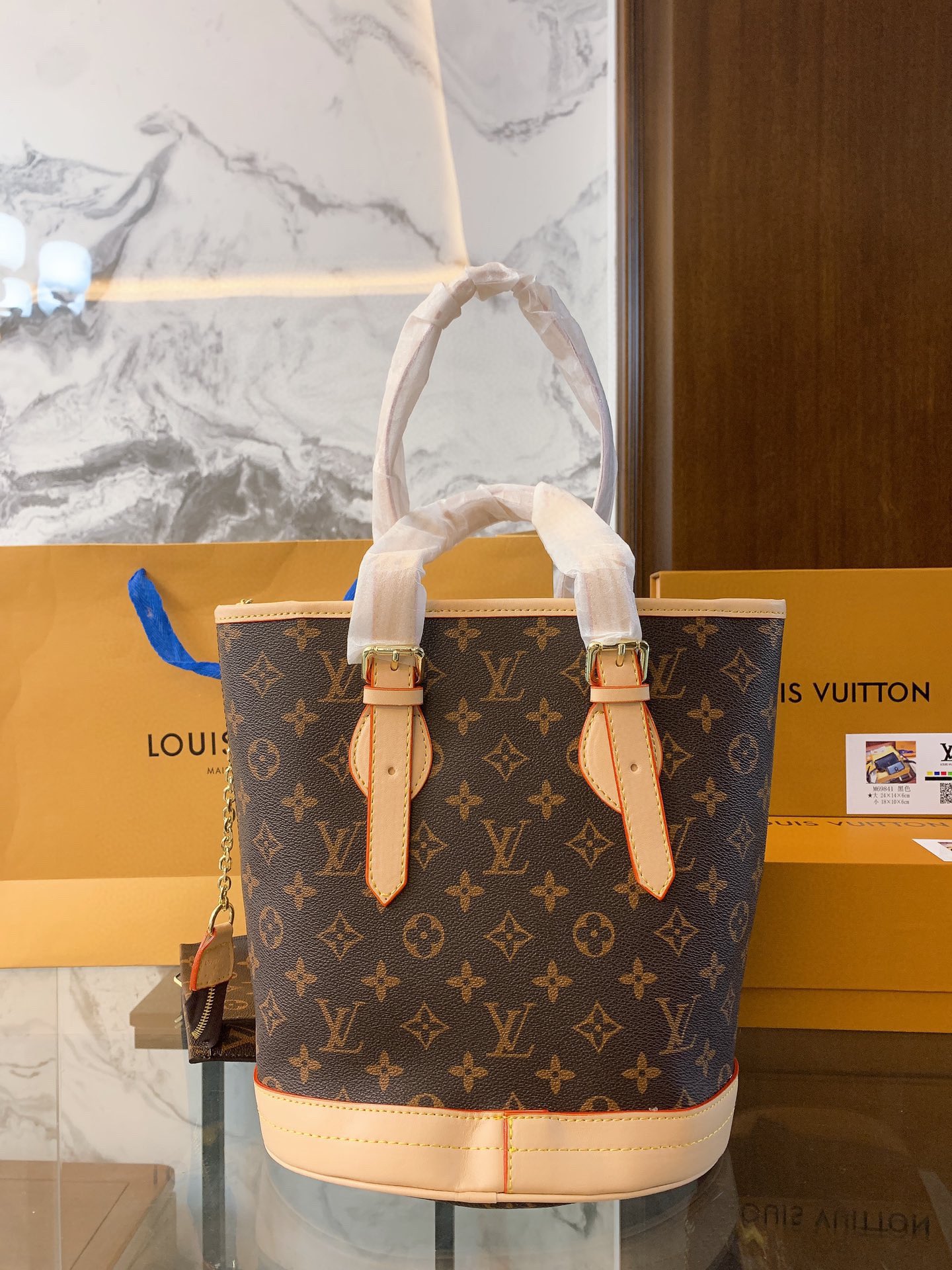 LV BAG