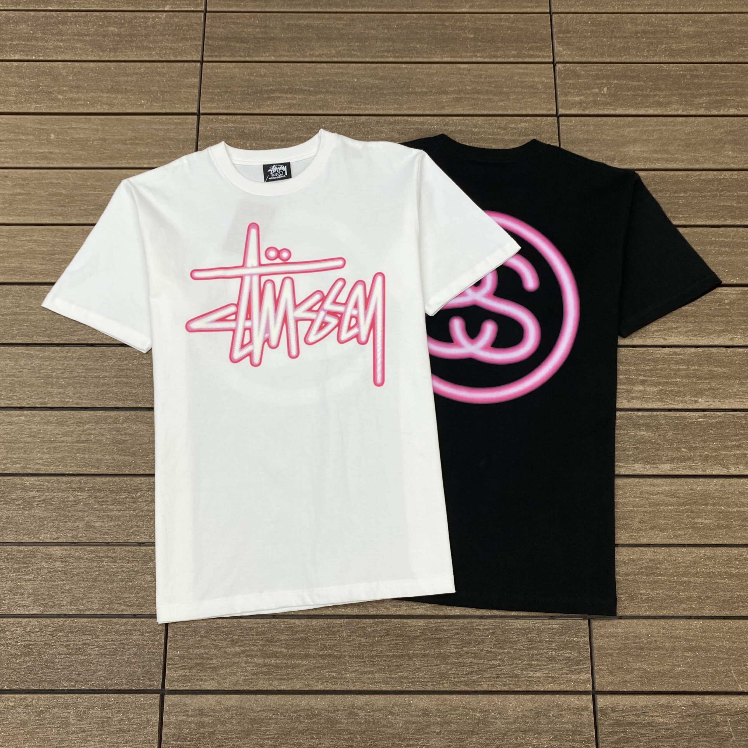 STUSSY T-SHIRT