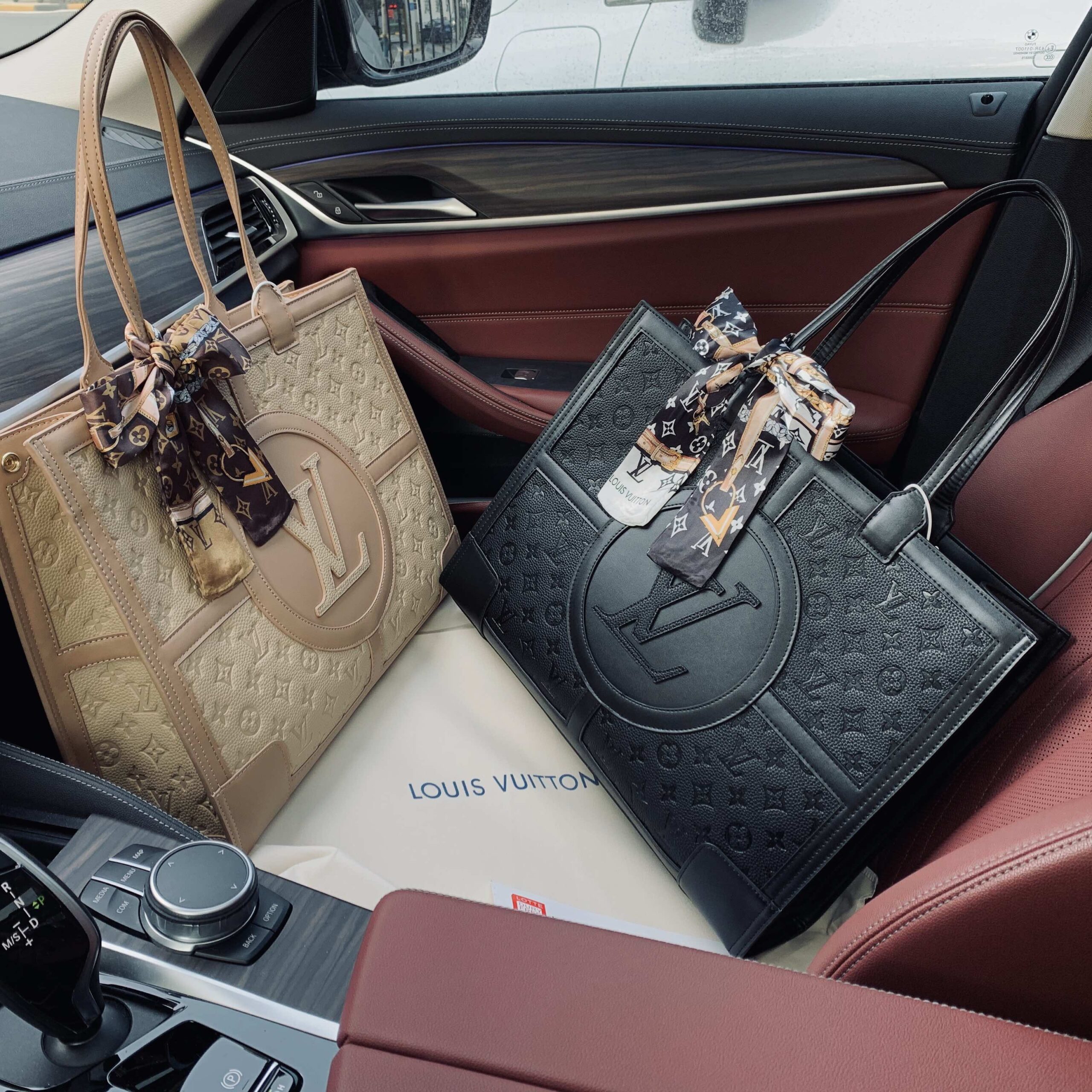 LV BAG