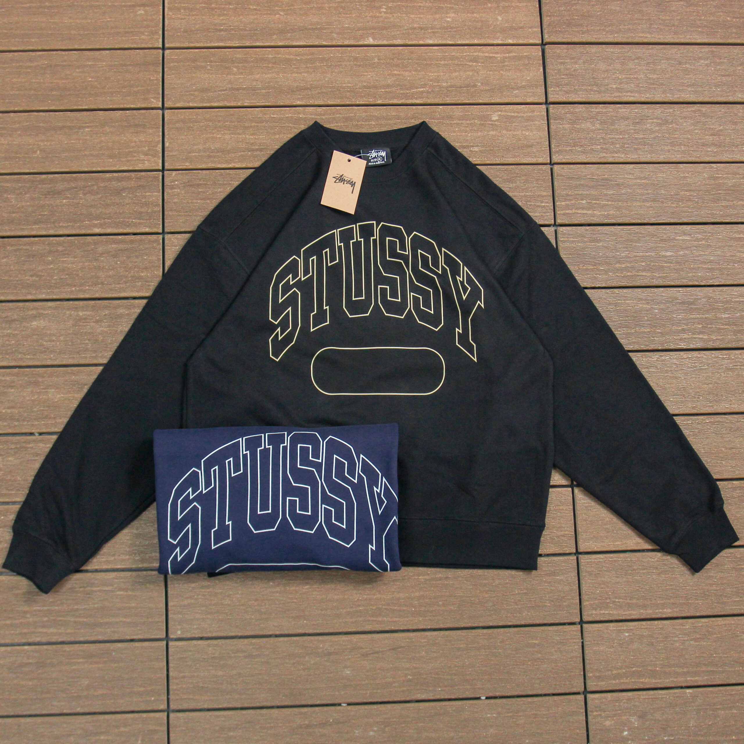 STUSSY T-SHIRT