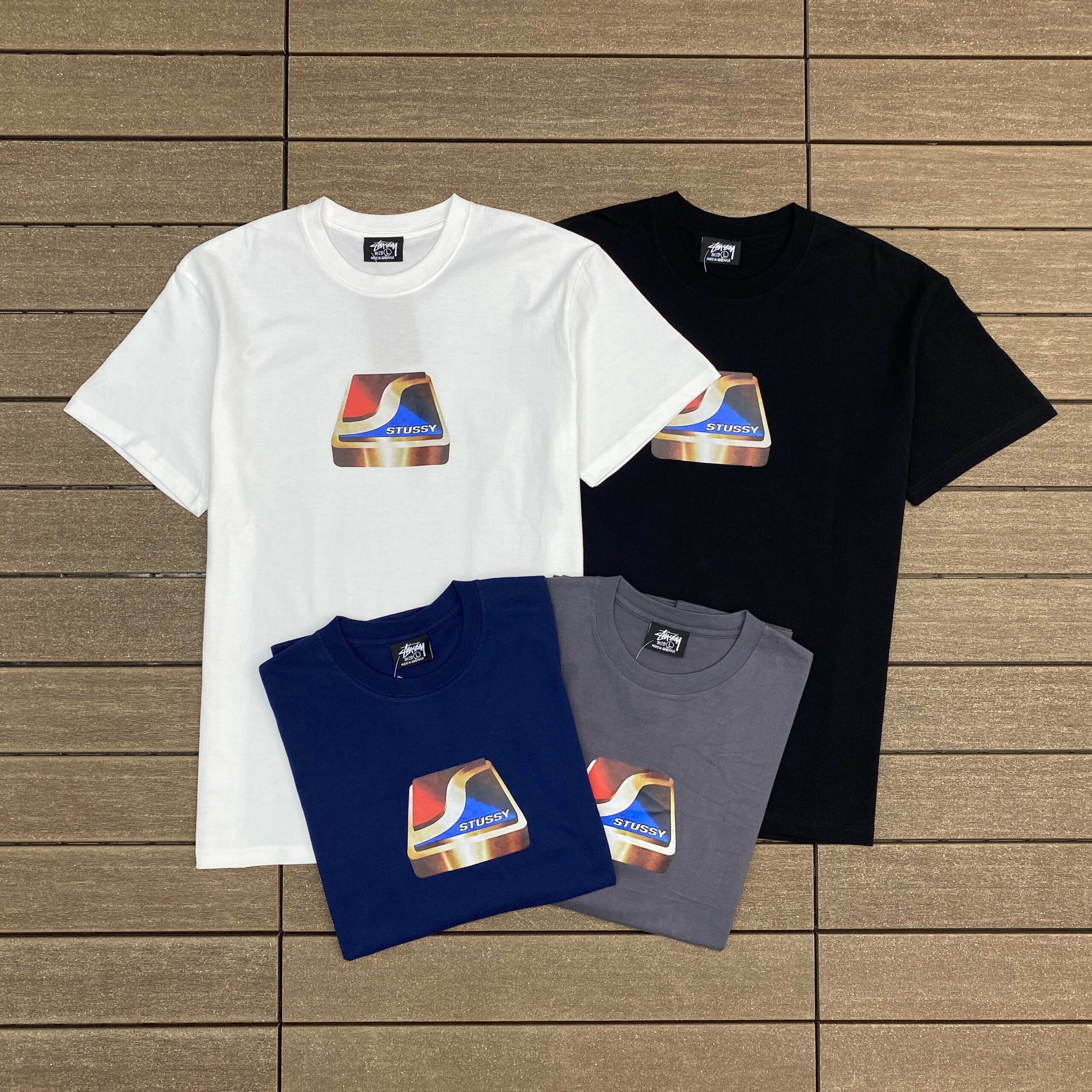 STUSSY T-SHIRT