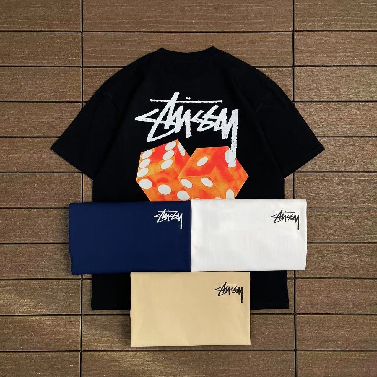 STUSSY T-SHIRT