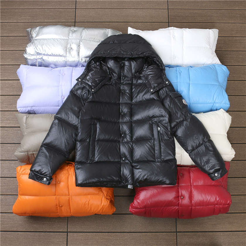 MONCLER DOWN JACKET