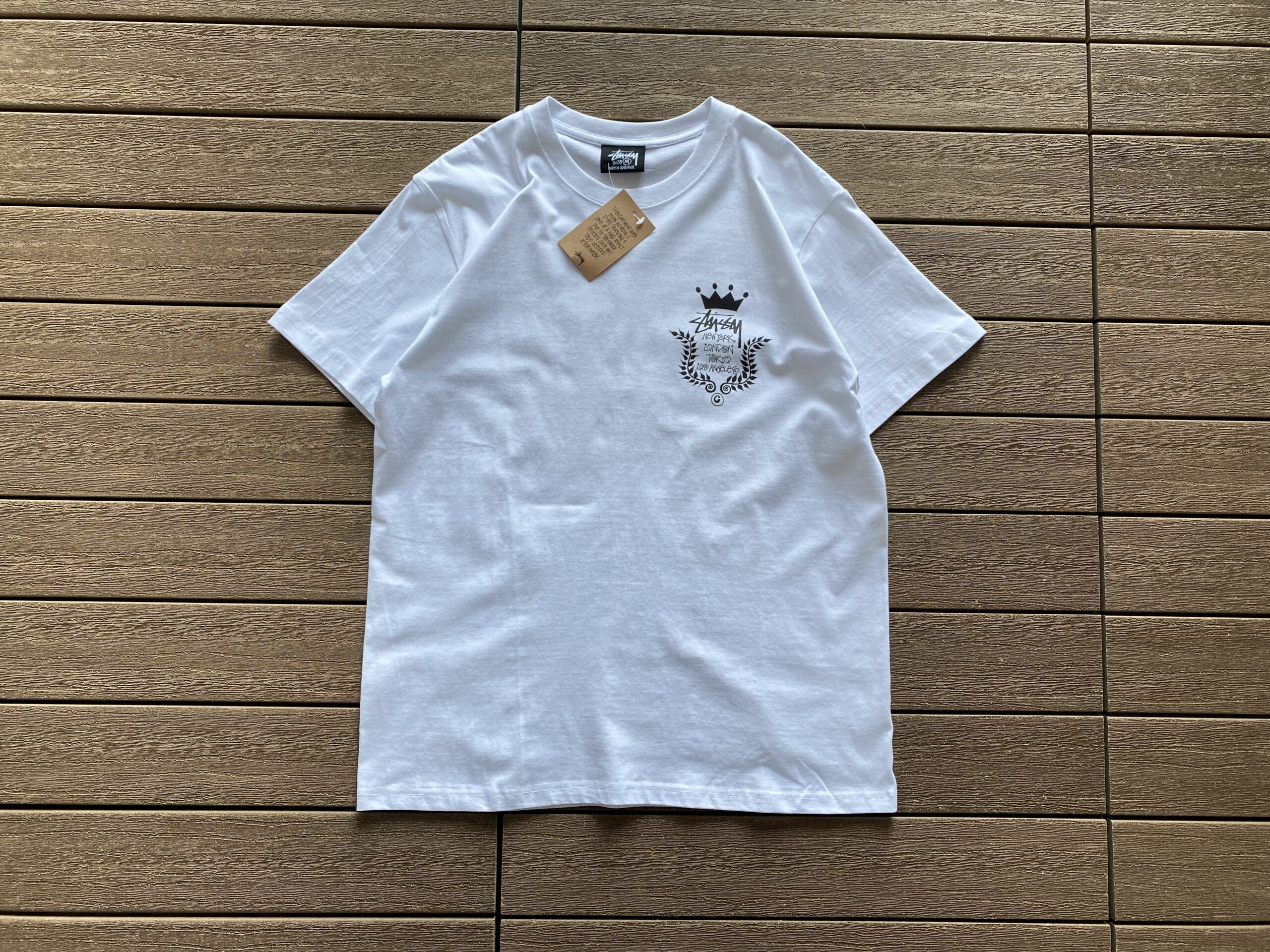 STUSSY T-SHIRT