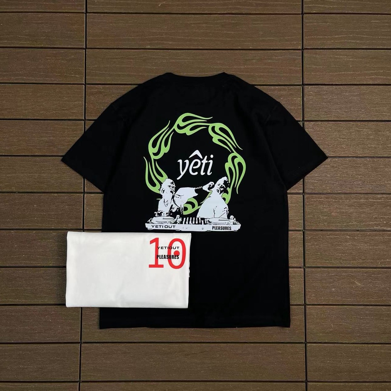 PLEASURES T-SHIRT