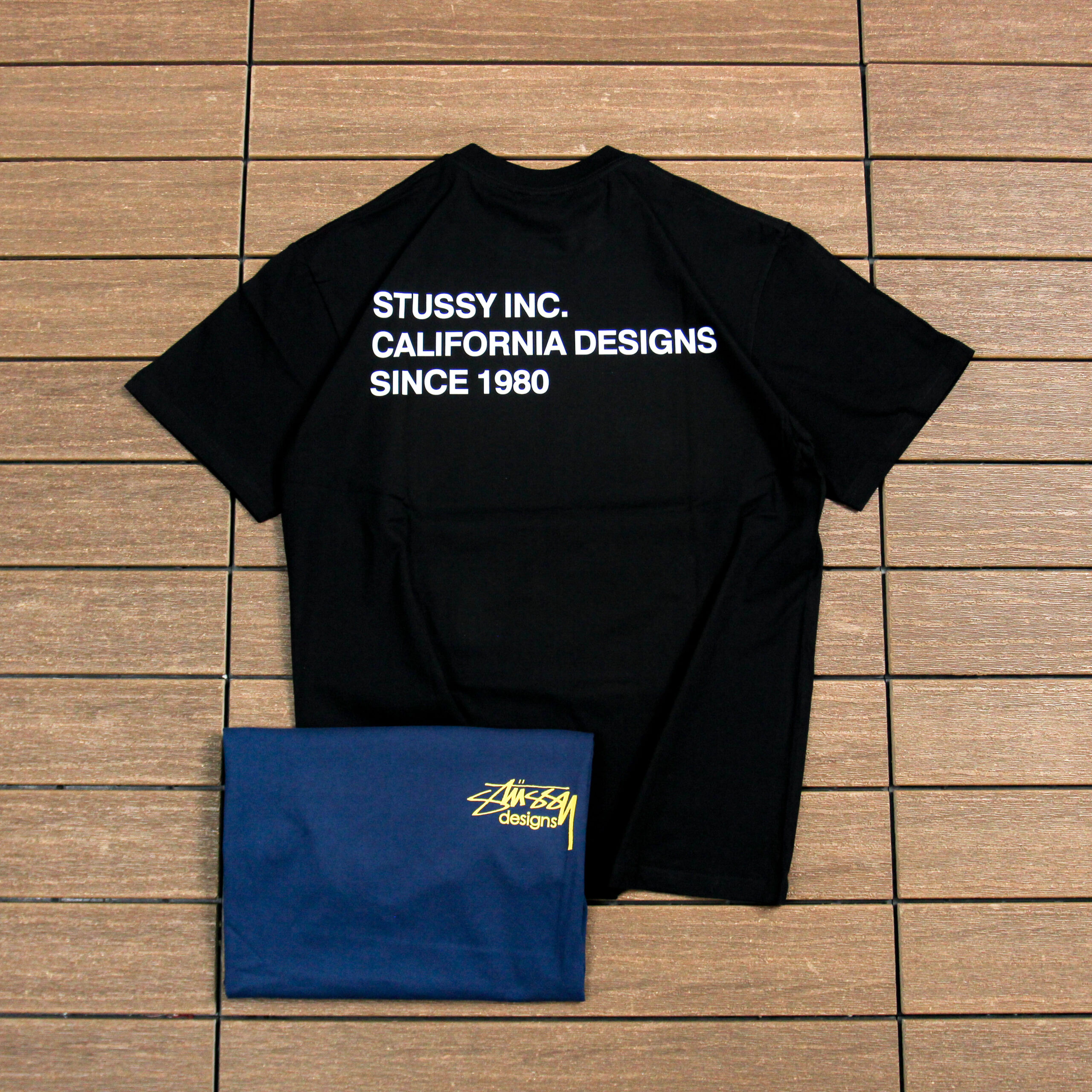 STUSSY T-SHIRT