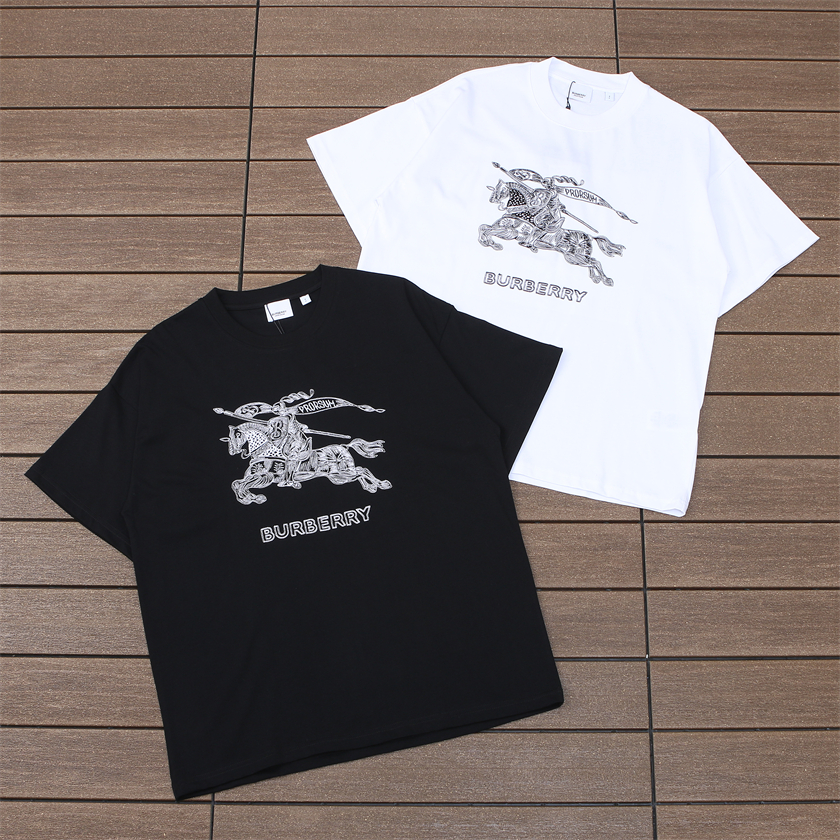 BURBERRY T-SHIRT