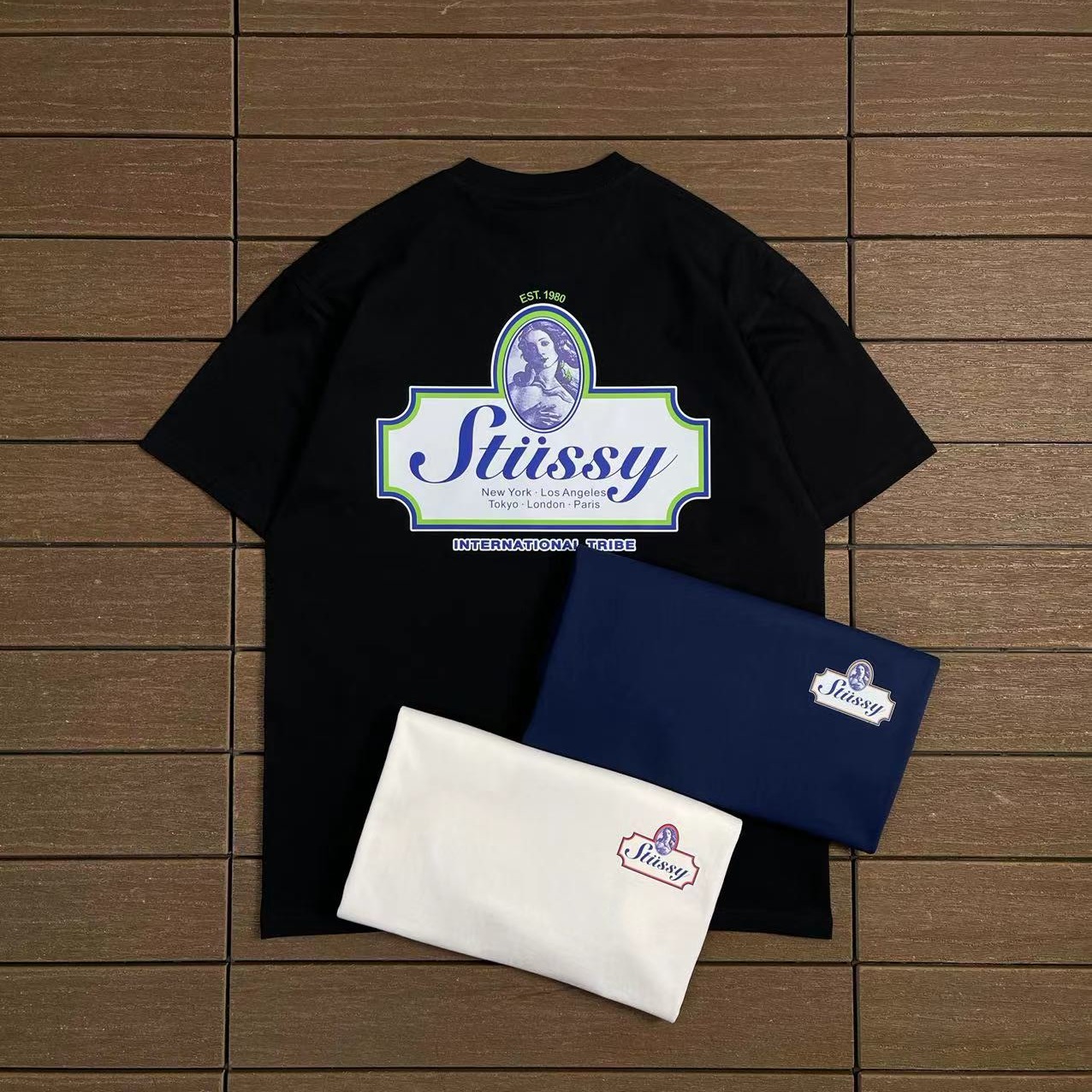 STUSSY T-SHIRT