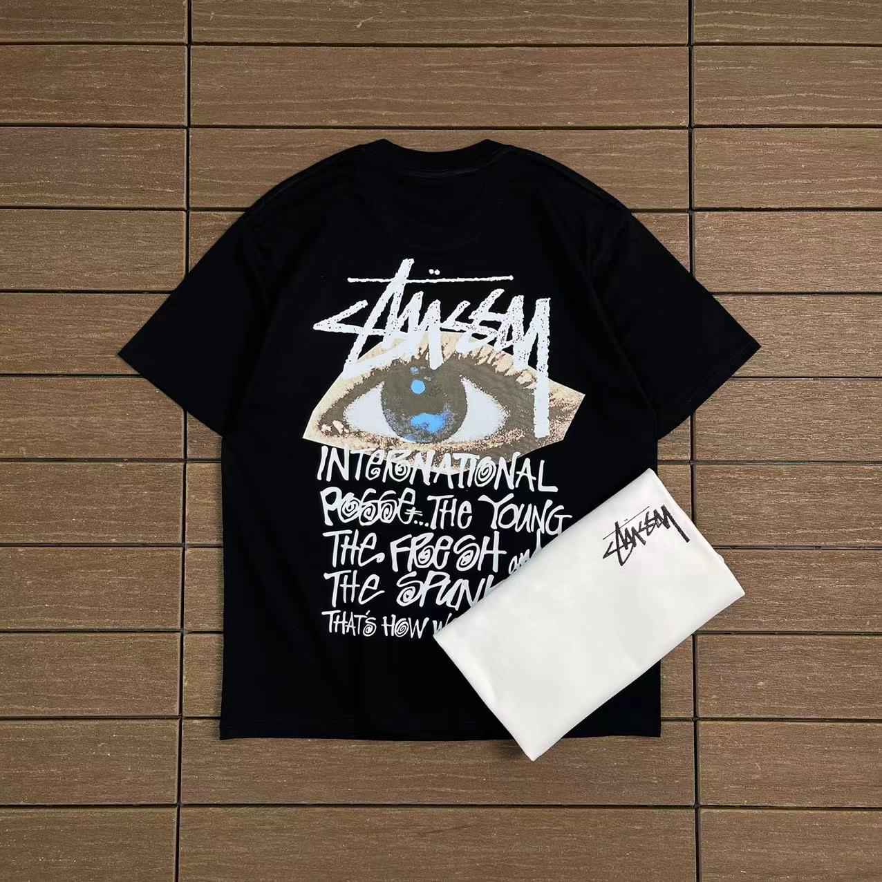STUSSY T-SHIRT