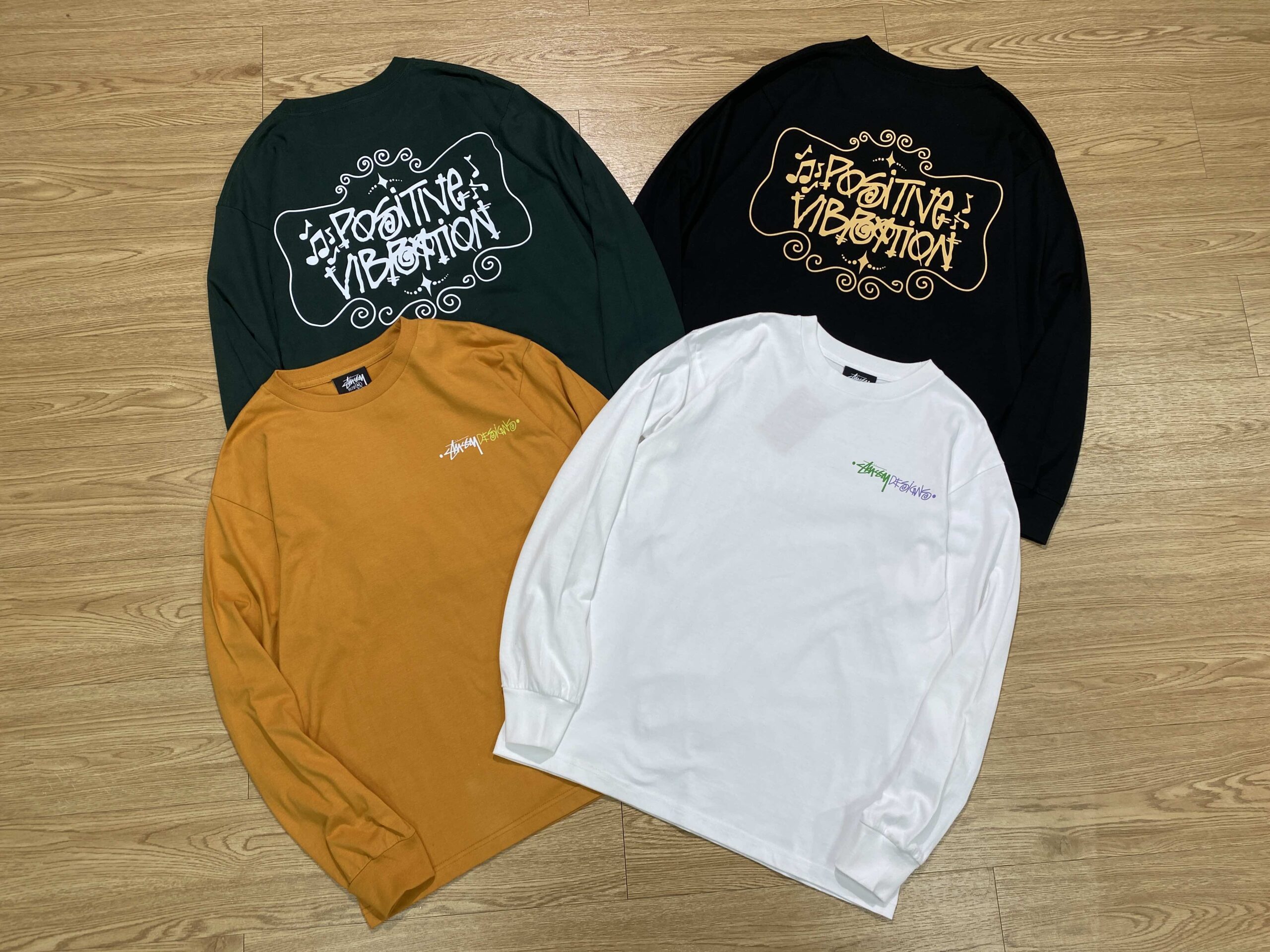 STUSSY T-SHIRT