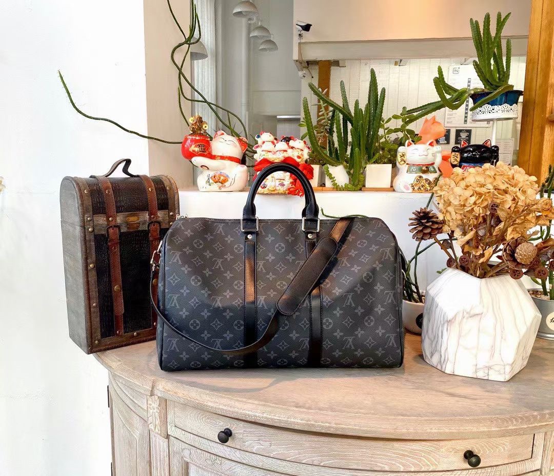 LV BAG