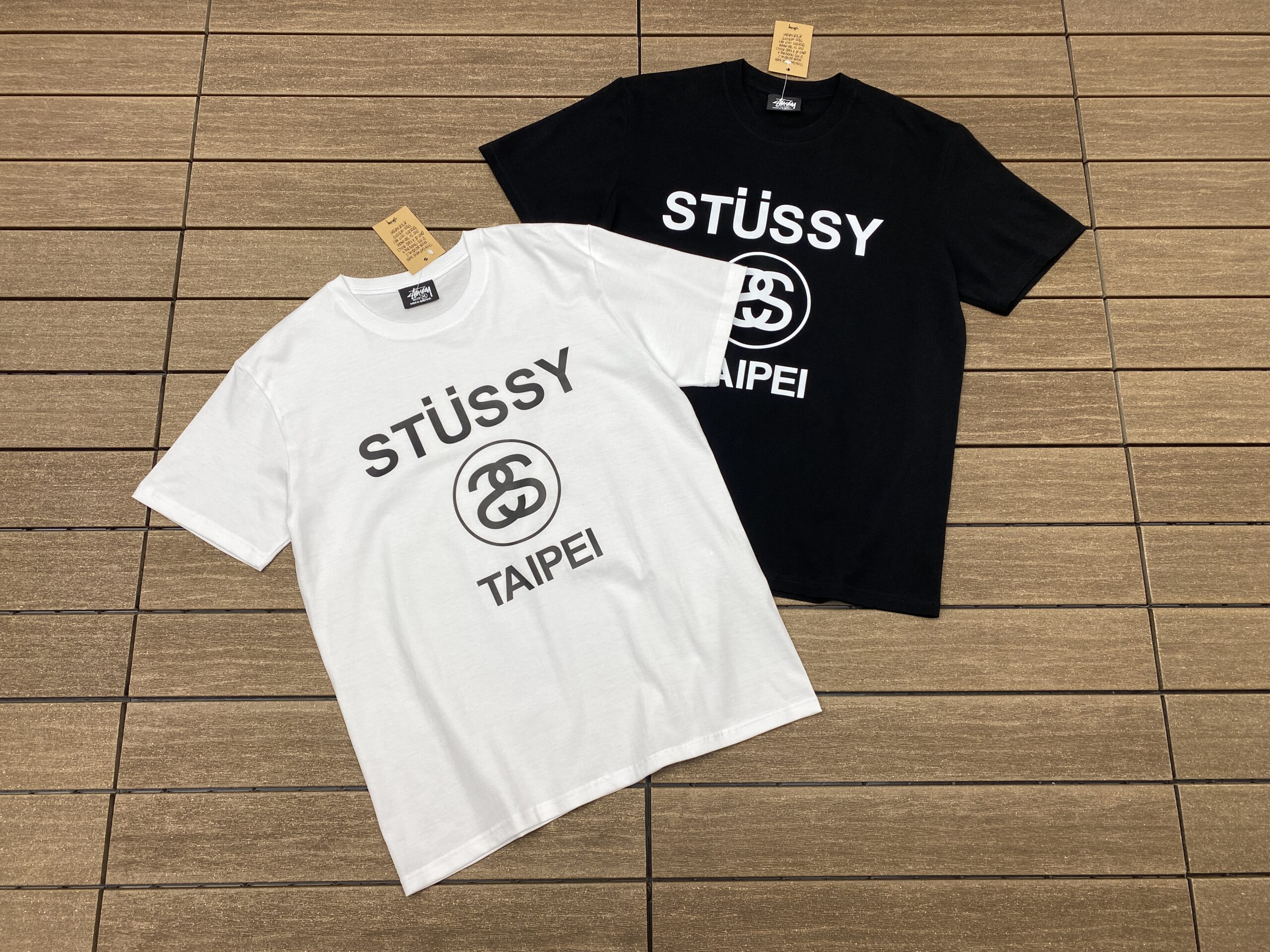STUSSY T-shirt