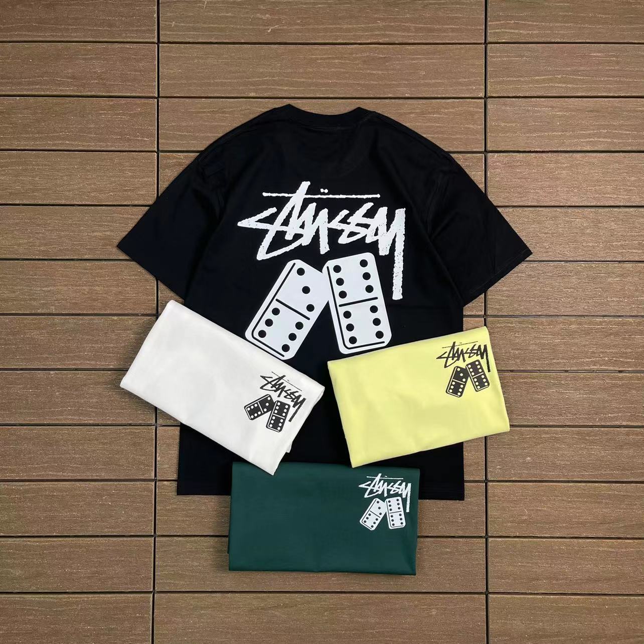 STUSSY T-SHIRT
