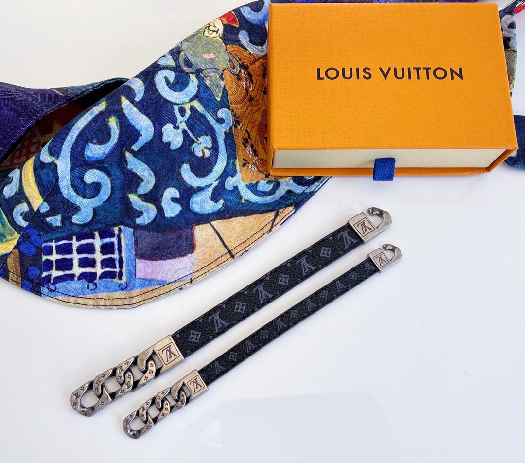LV JEWELRY