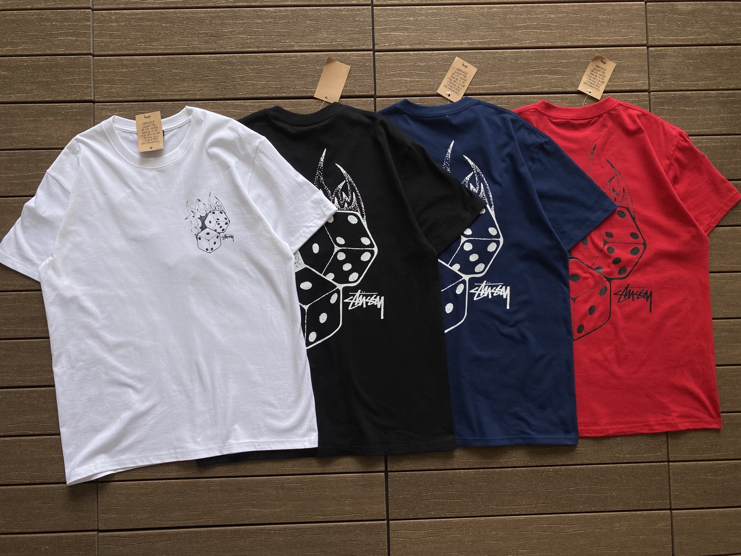 STUSSY T-SHIRT