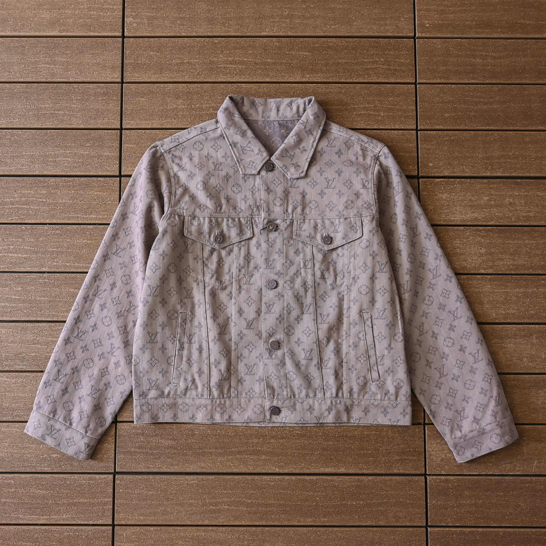 LV JACKET