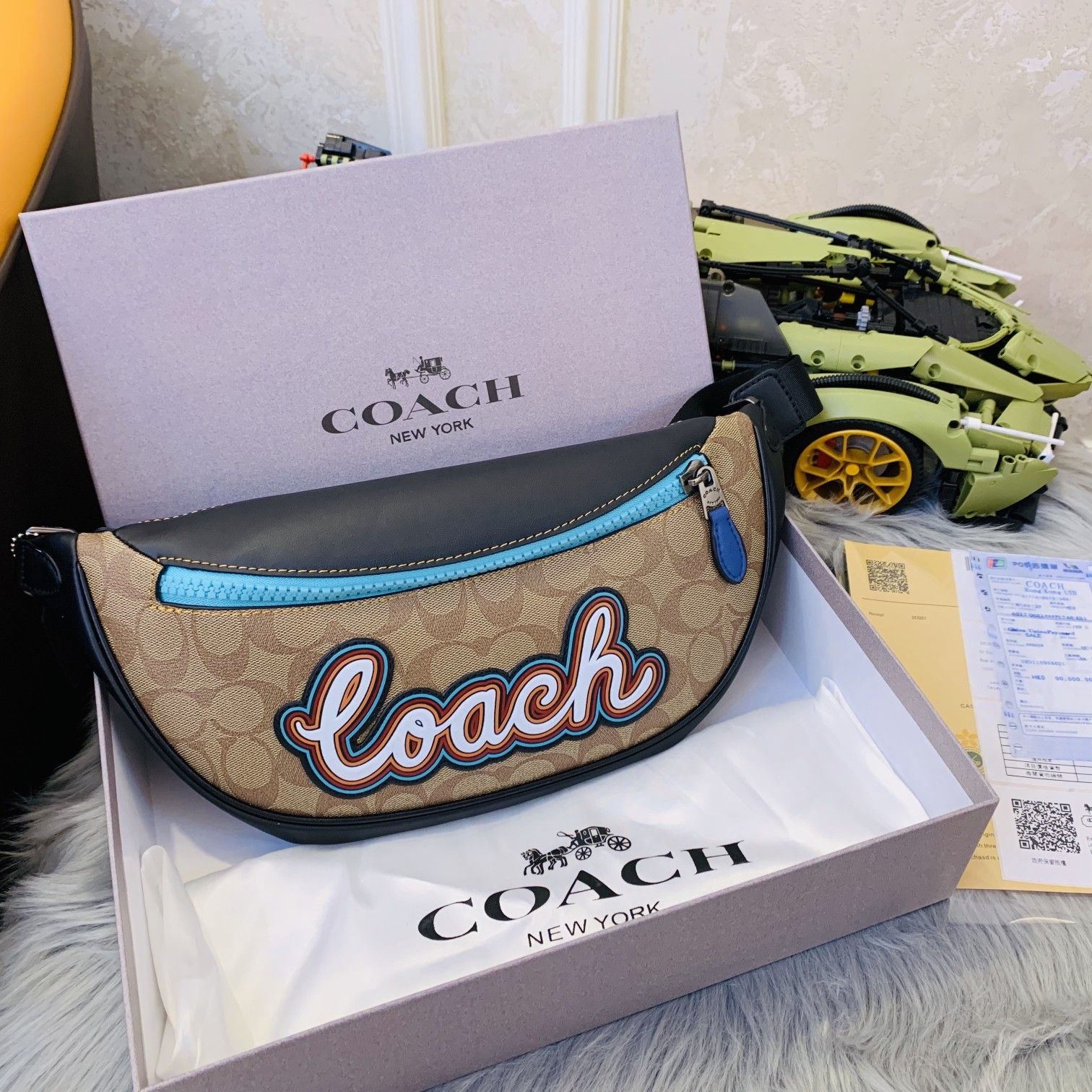 COACH