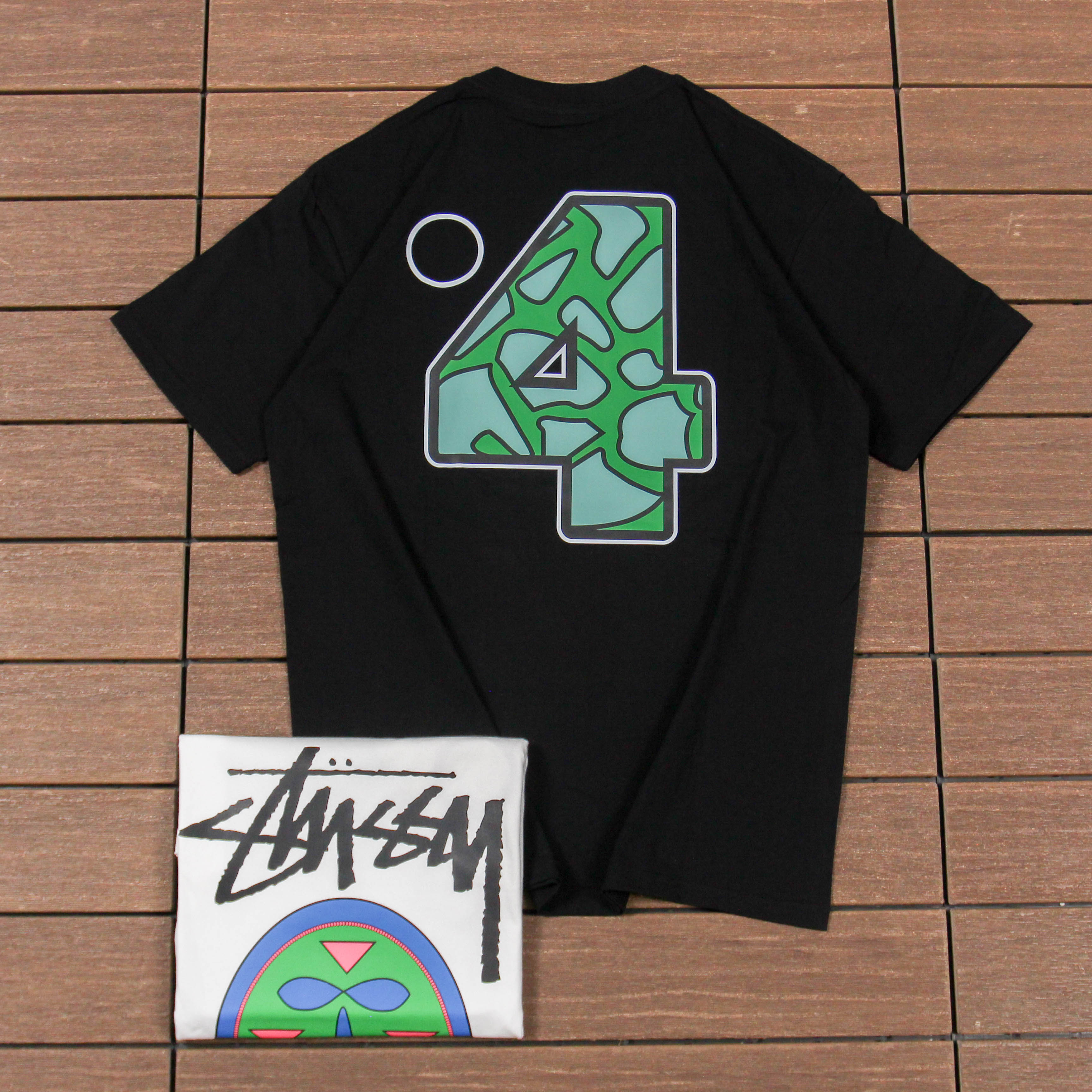 STUSSY T-SHIRT