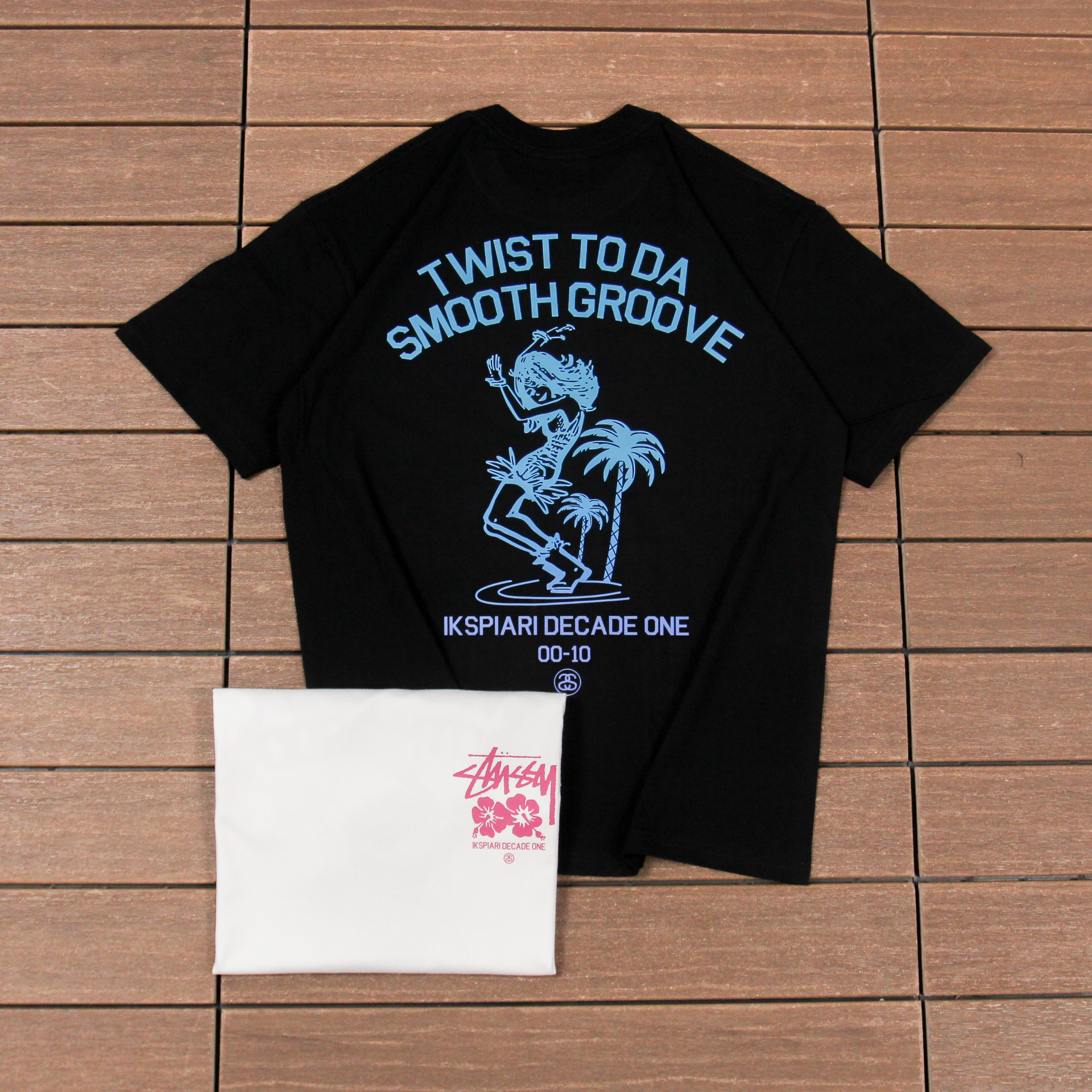 STUSSY T-SHIRT