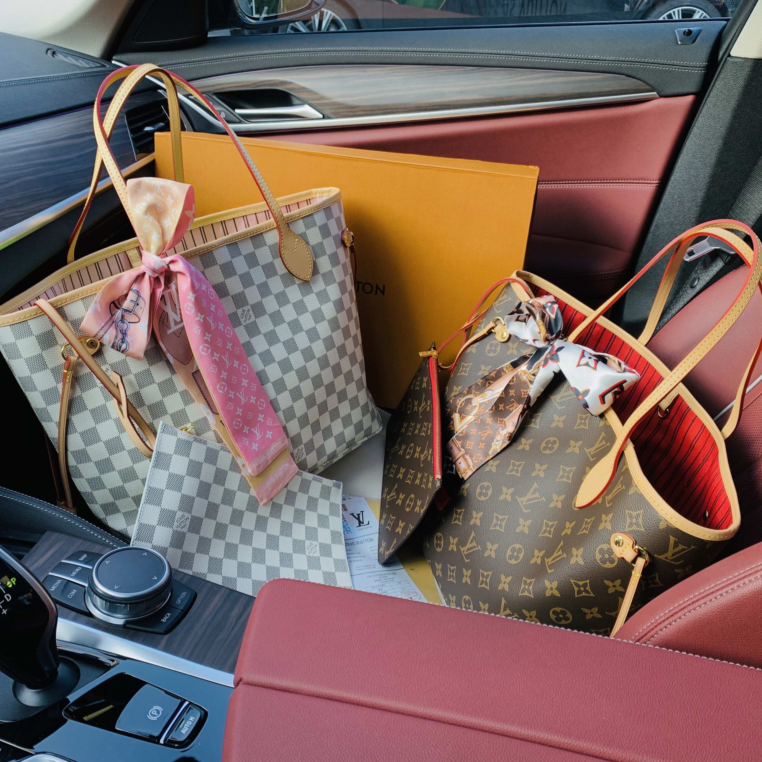 LV BAG