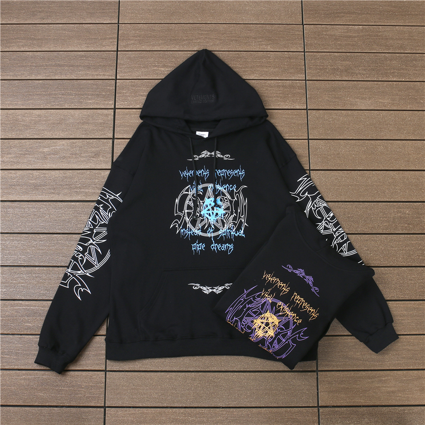 VETEMENTS HOODIE