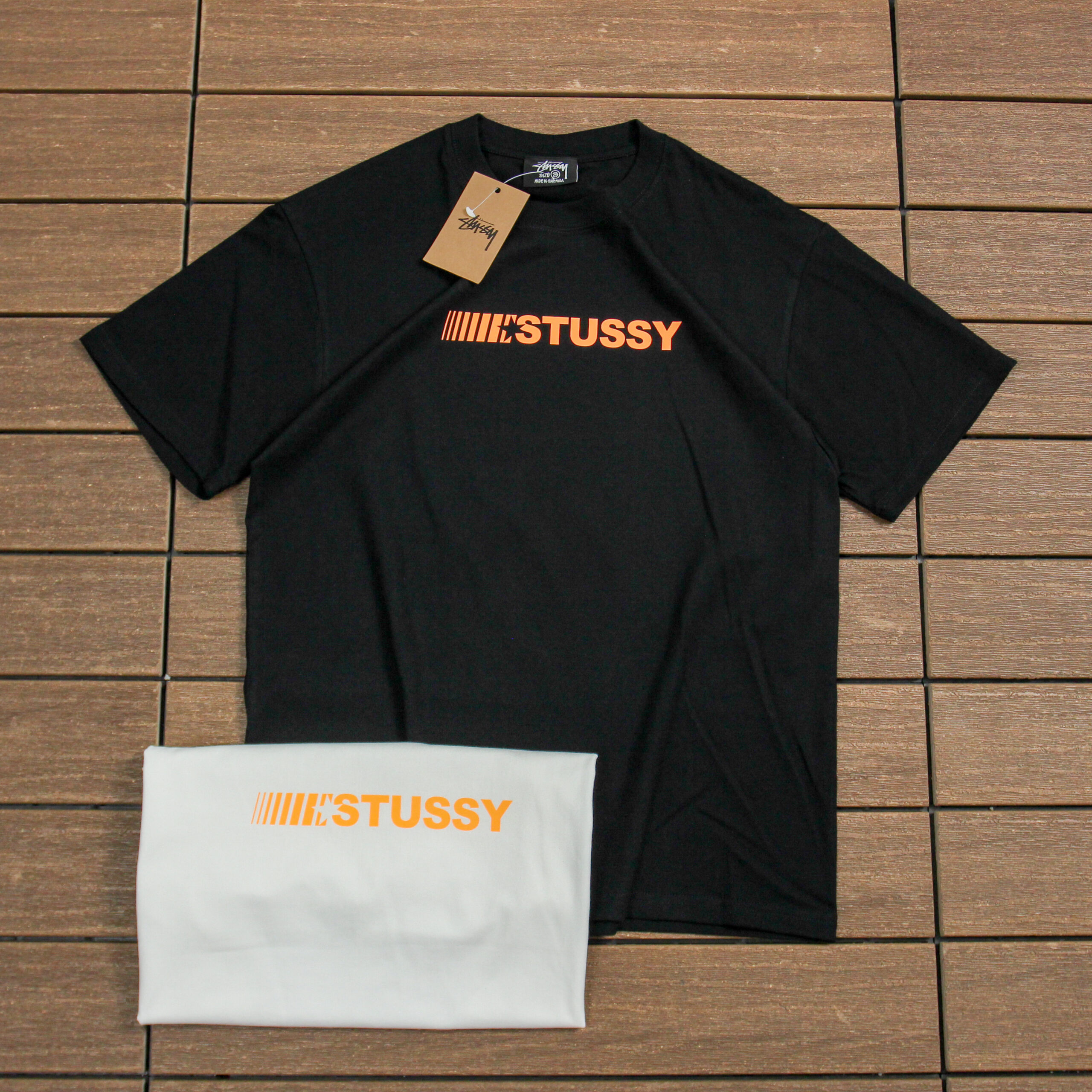 STUSSY T-SHIRT