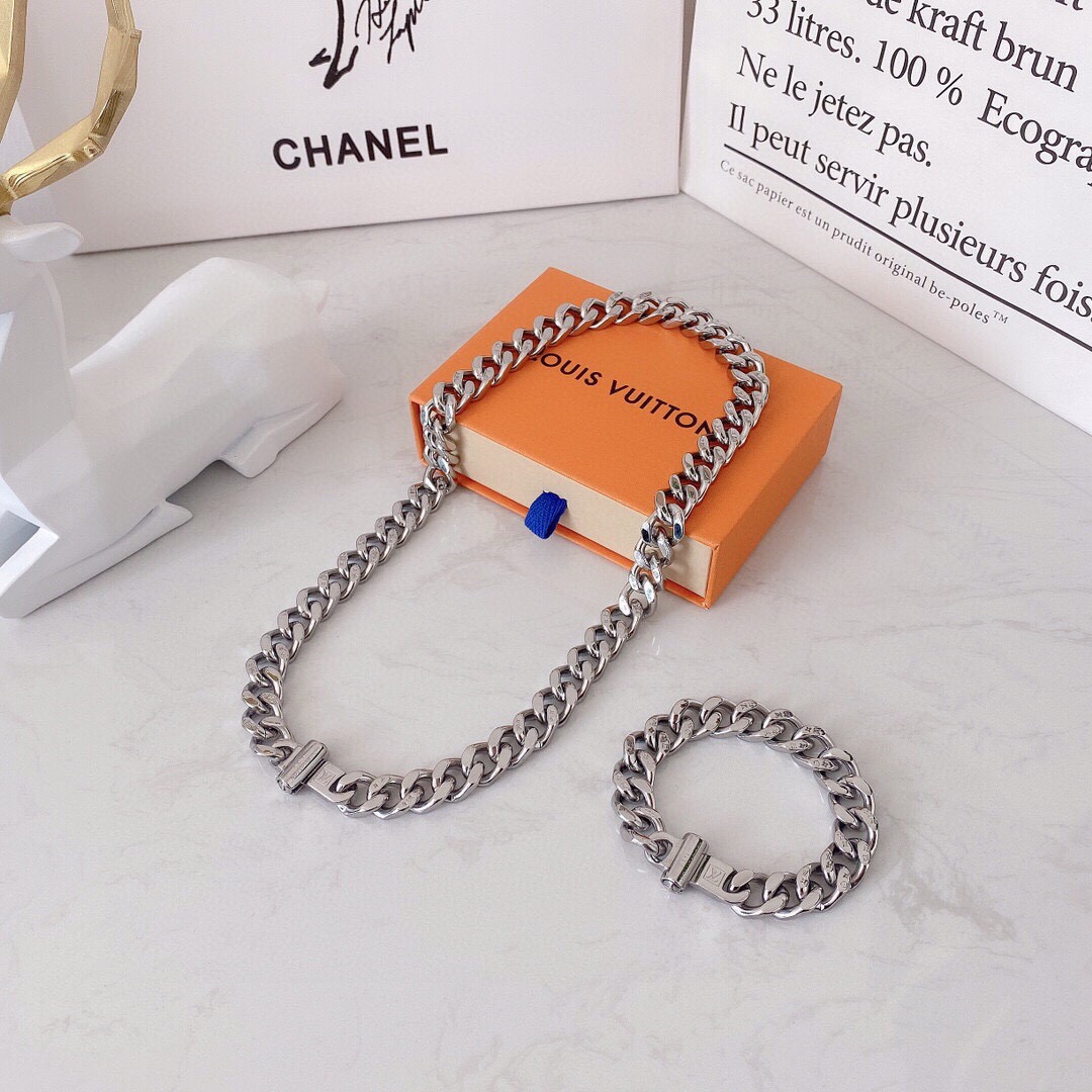 LV JEWELRY
