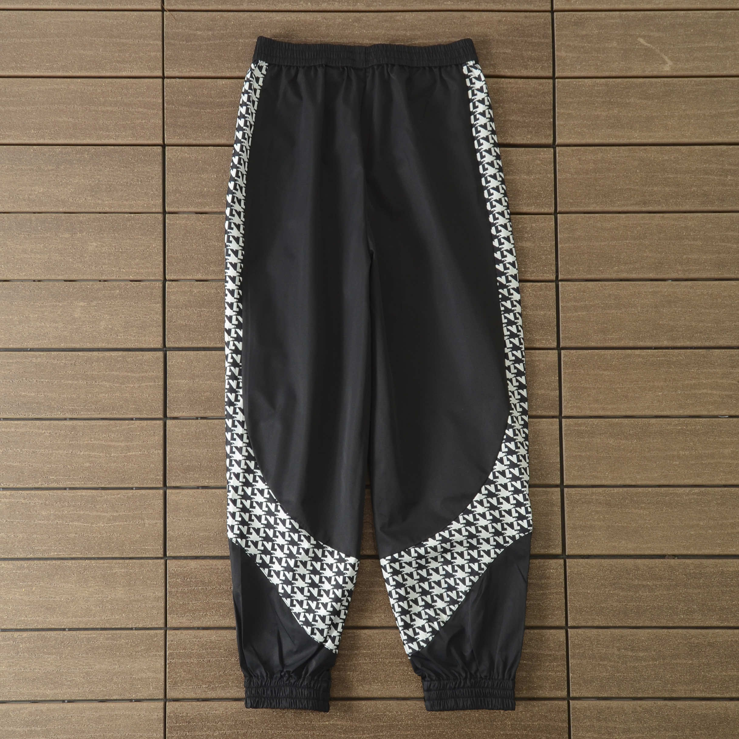 LV PANTS