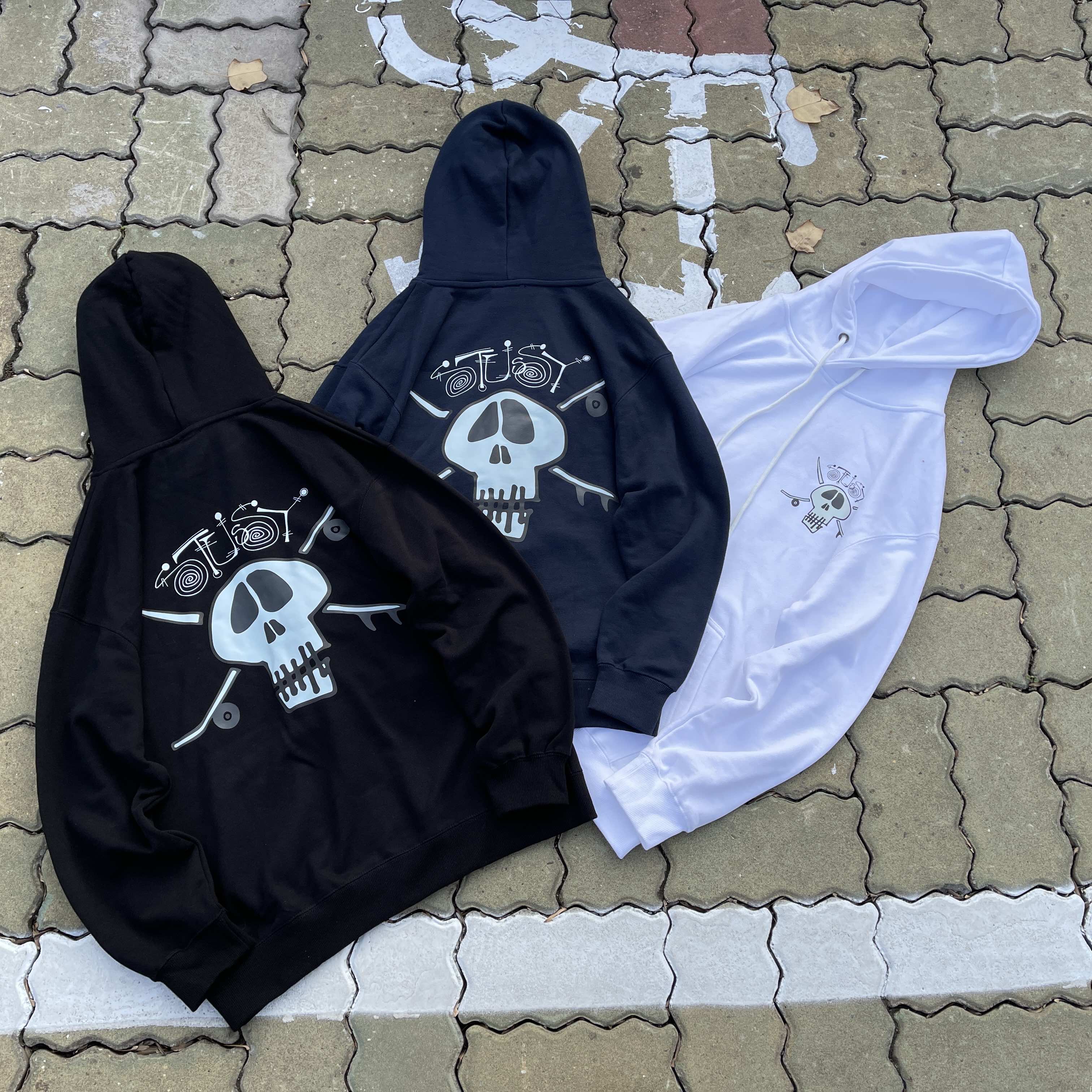 ＳΤＵＳＳＹ HOODIE