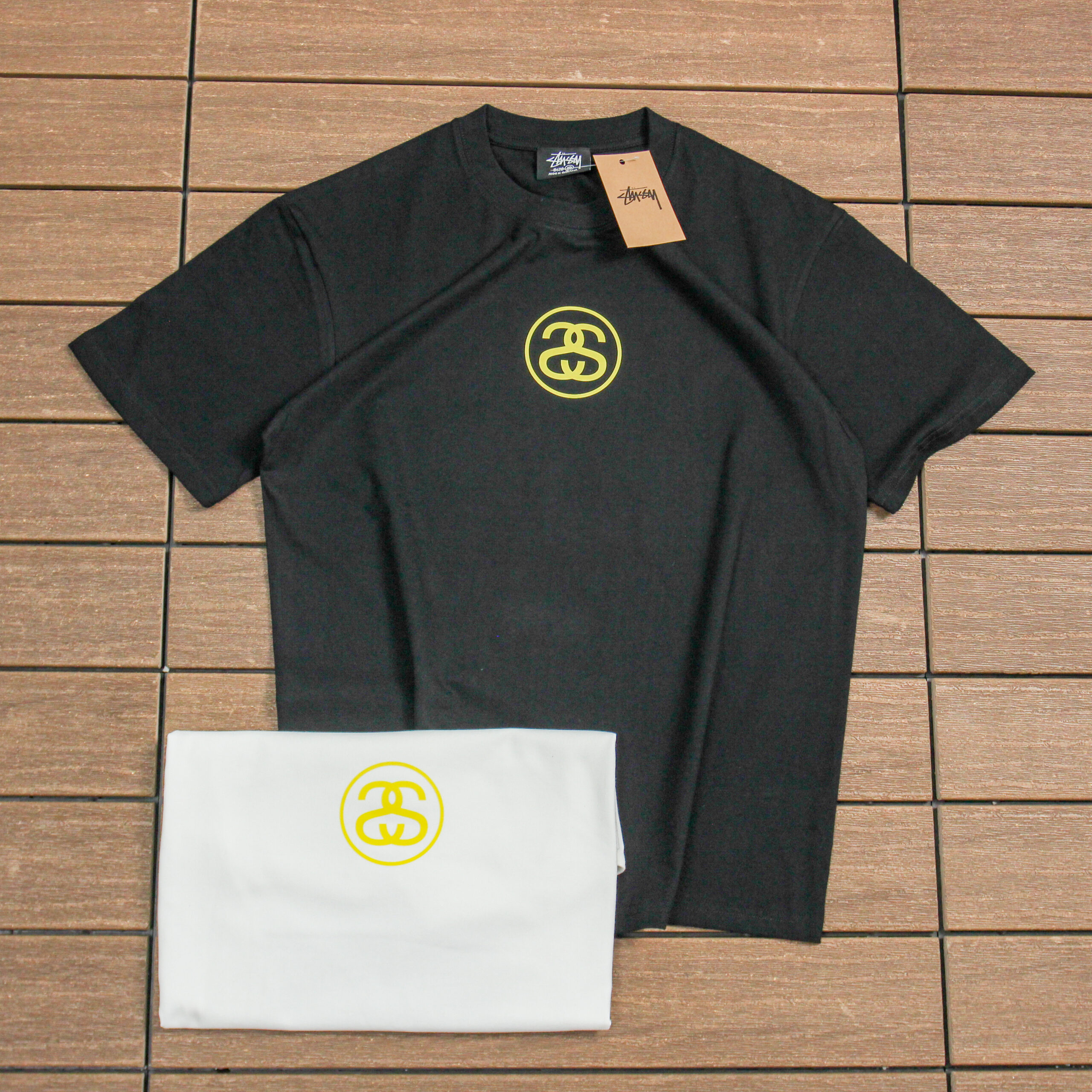 STUSSY T-SHIRT