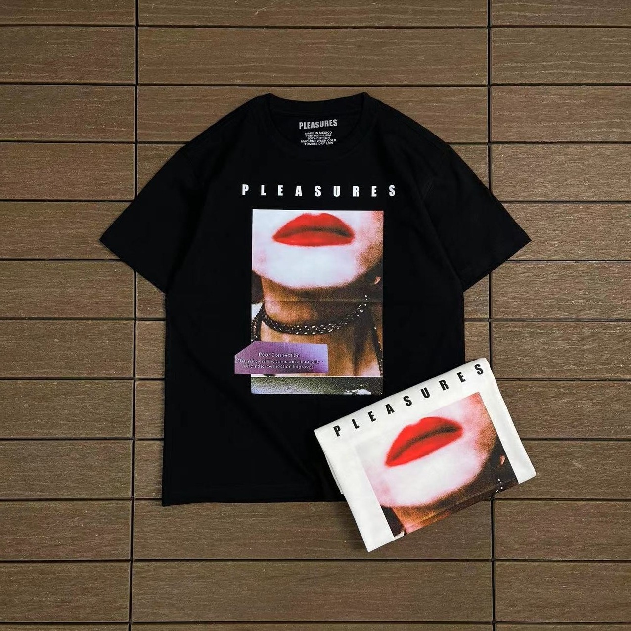 PLEASURES T-SHIRT