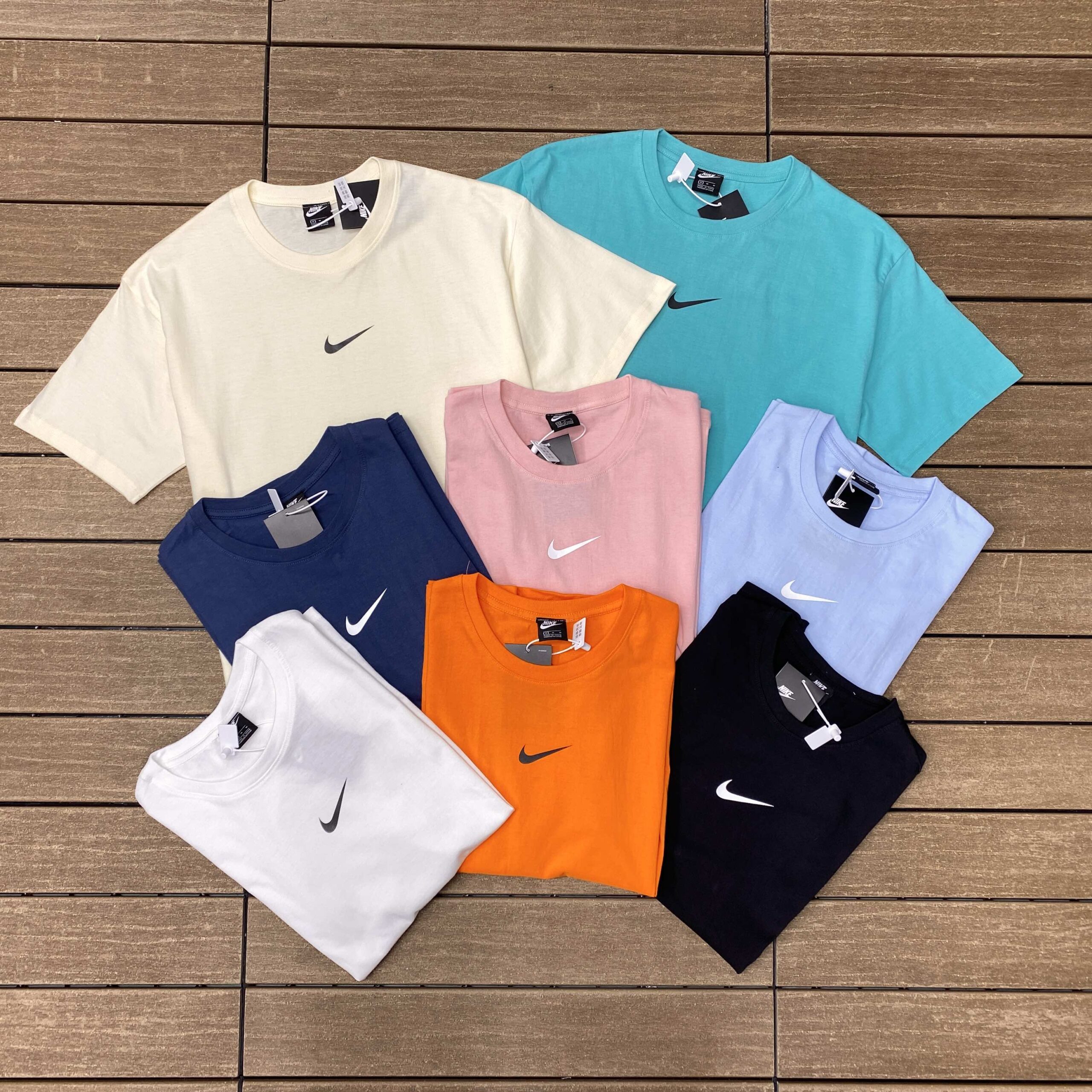 NIKE T-shirt