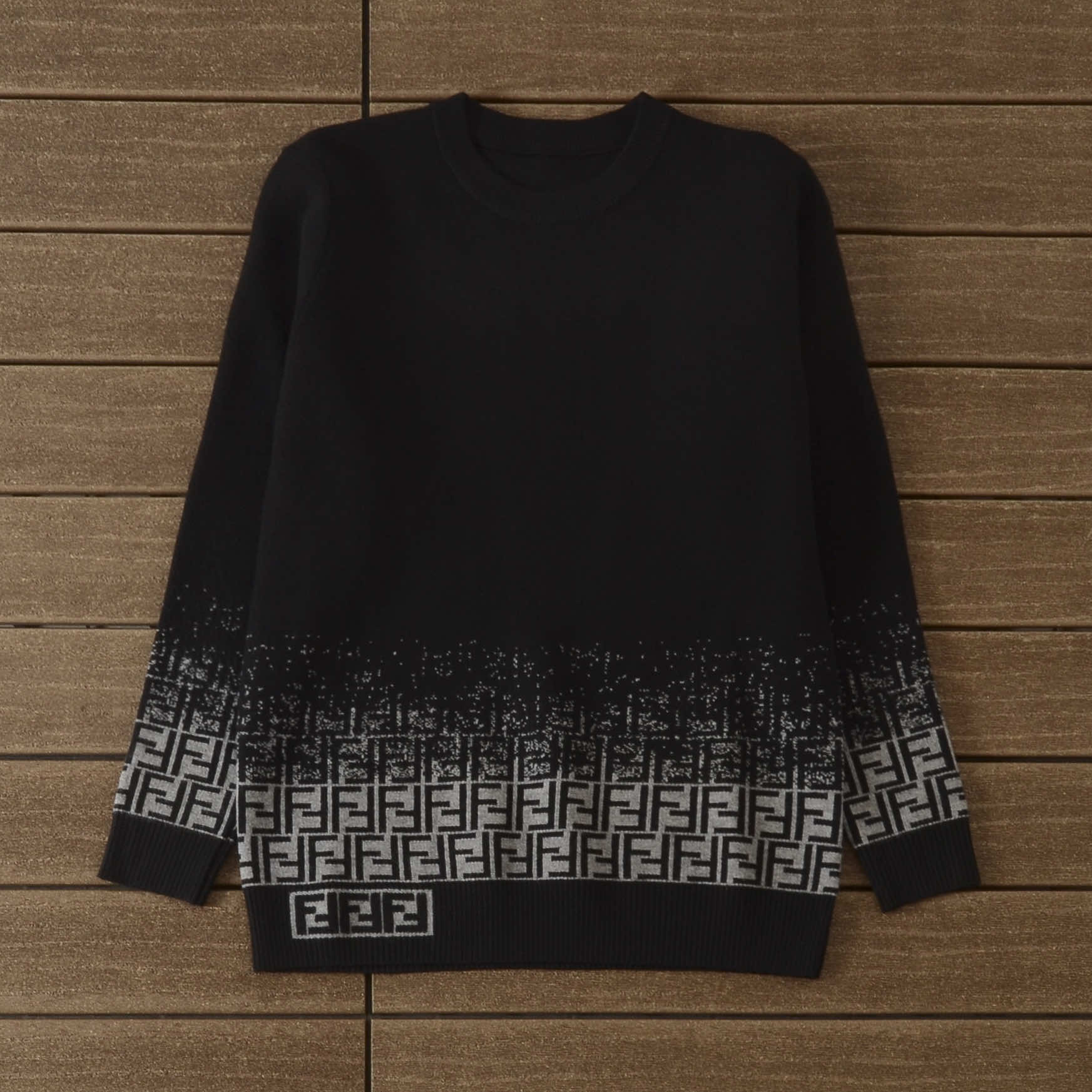 FENDI SWEATER