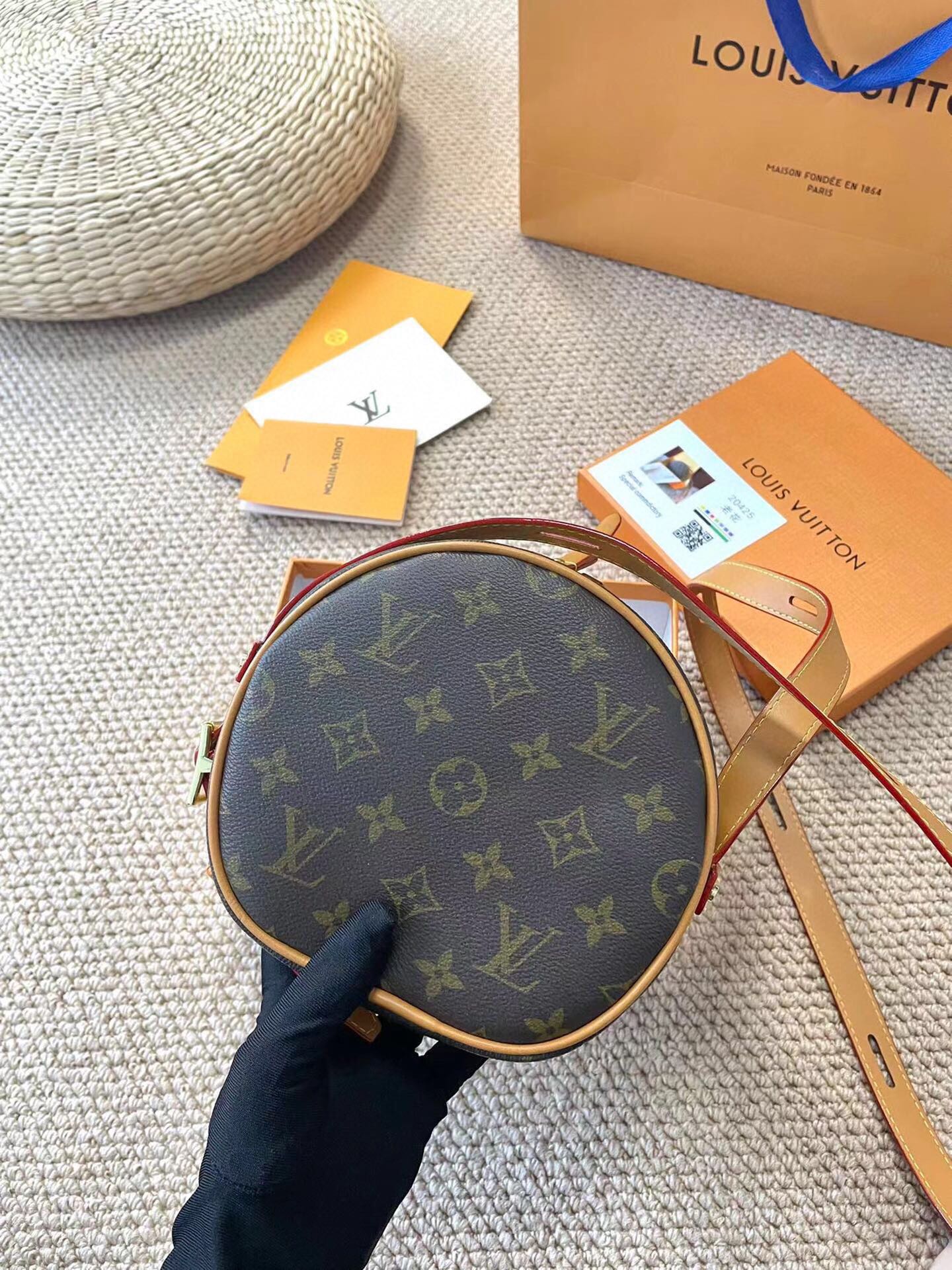 LV BAG