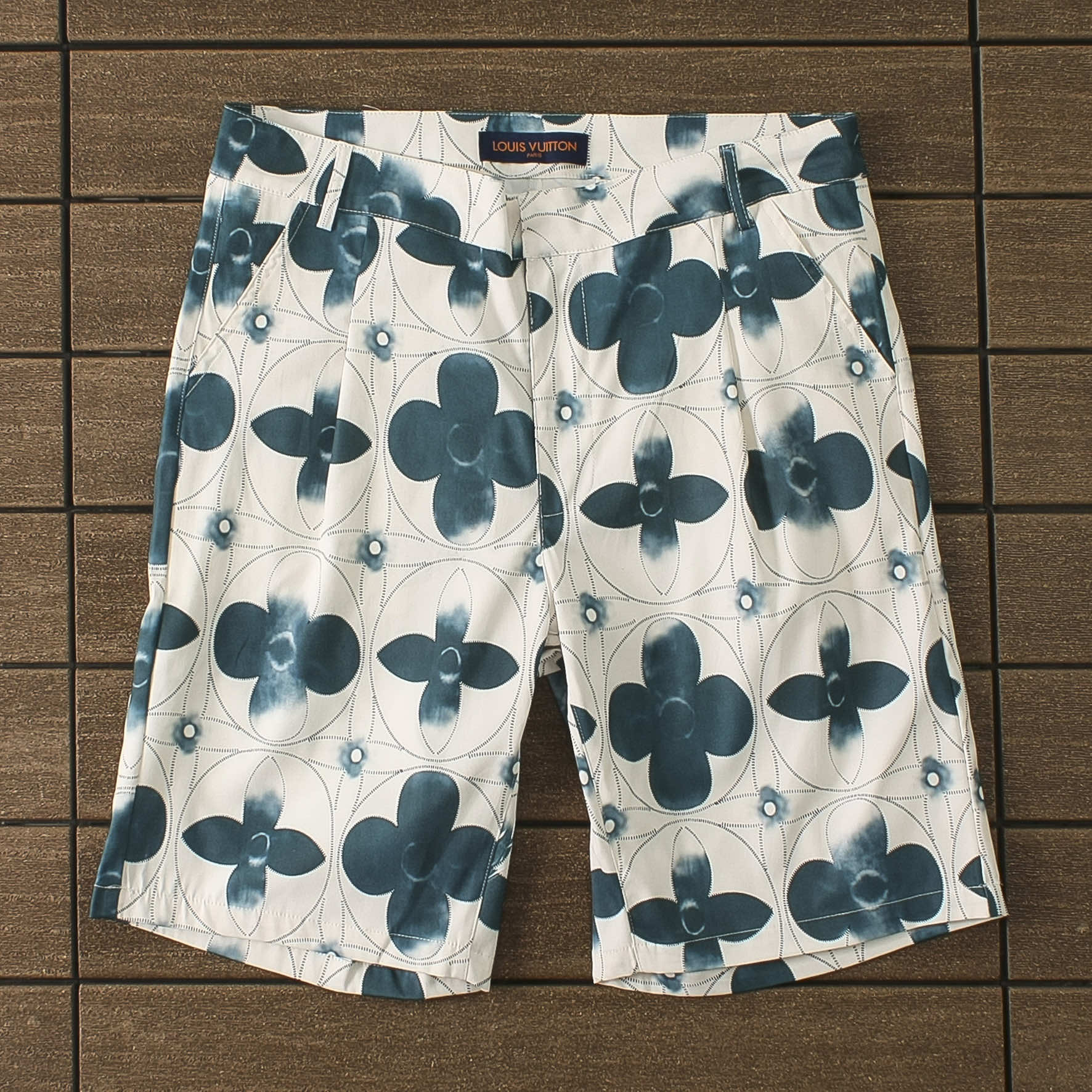 LV SHORT