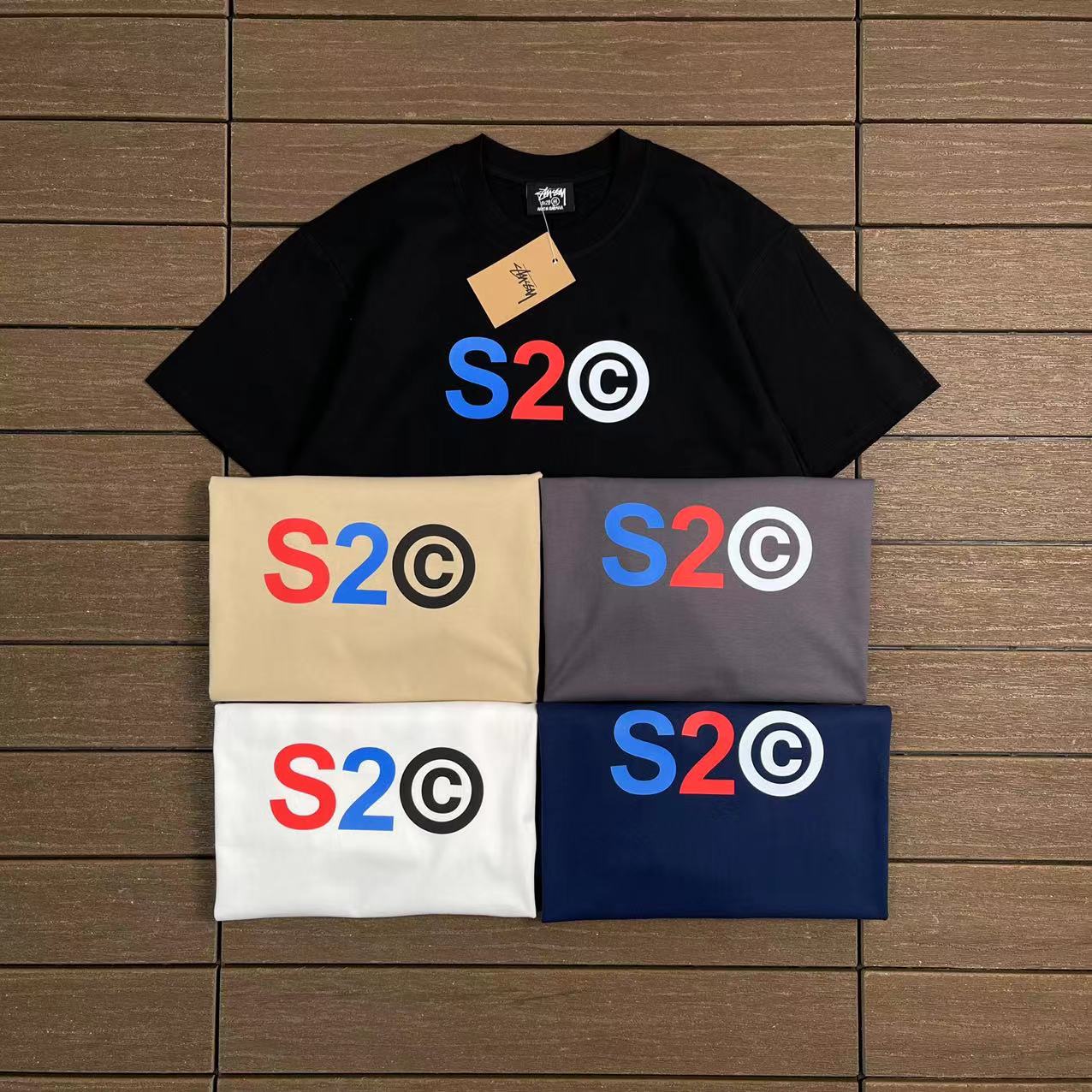 STUSSY T-SHIRT