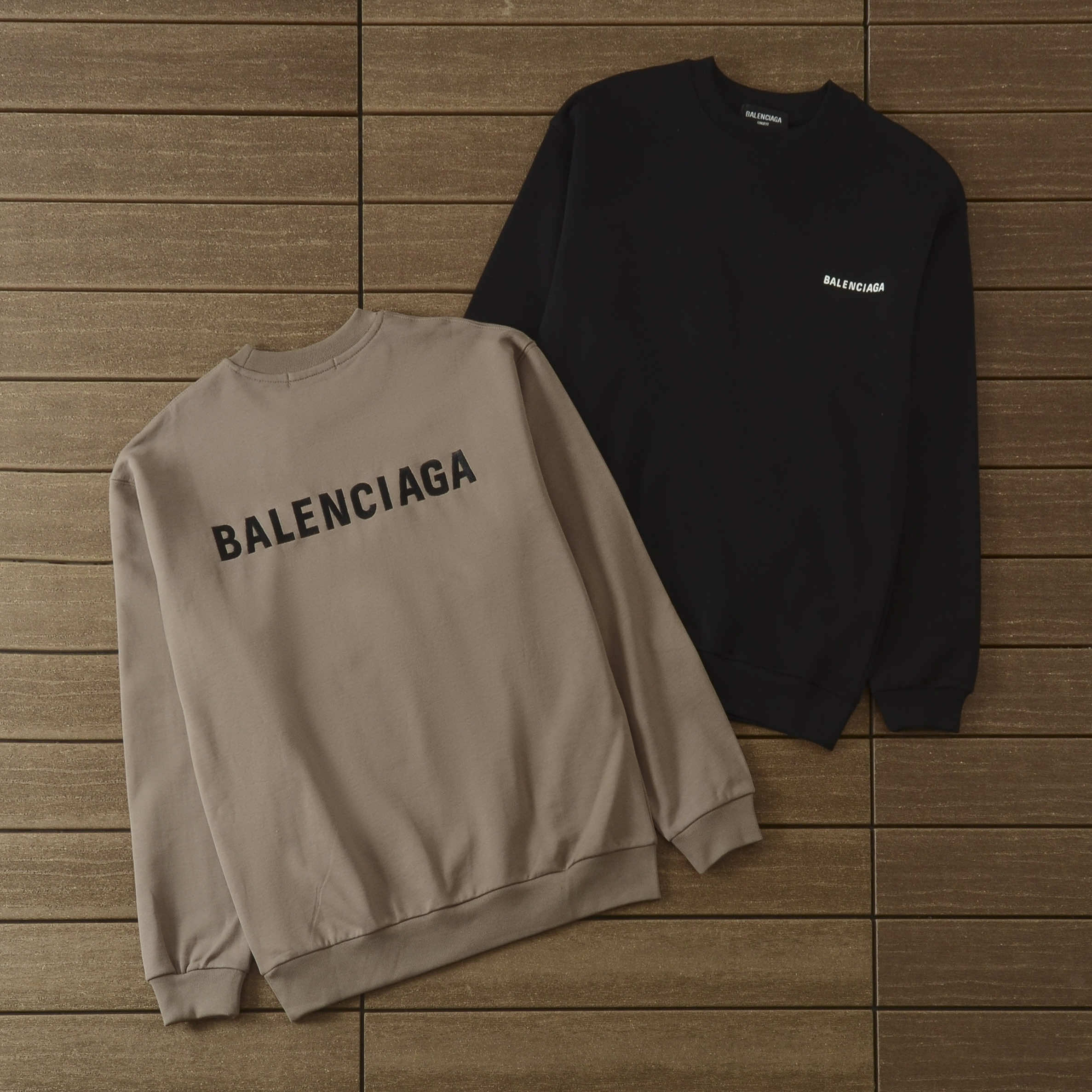 BALENCIAGA SWEATER