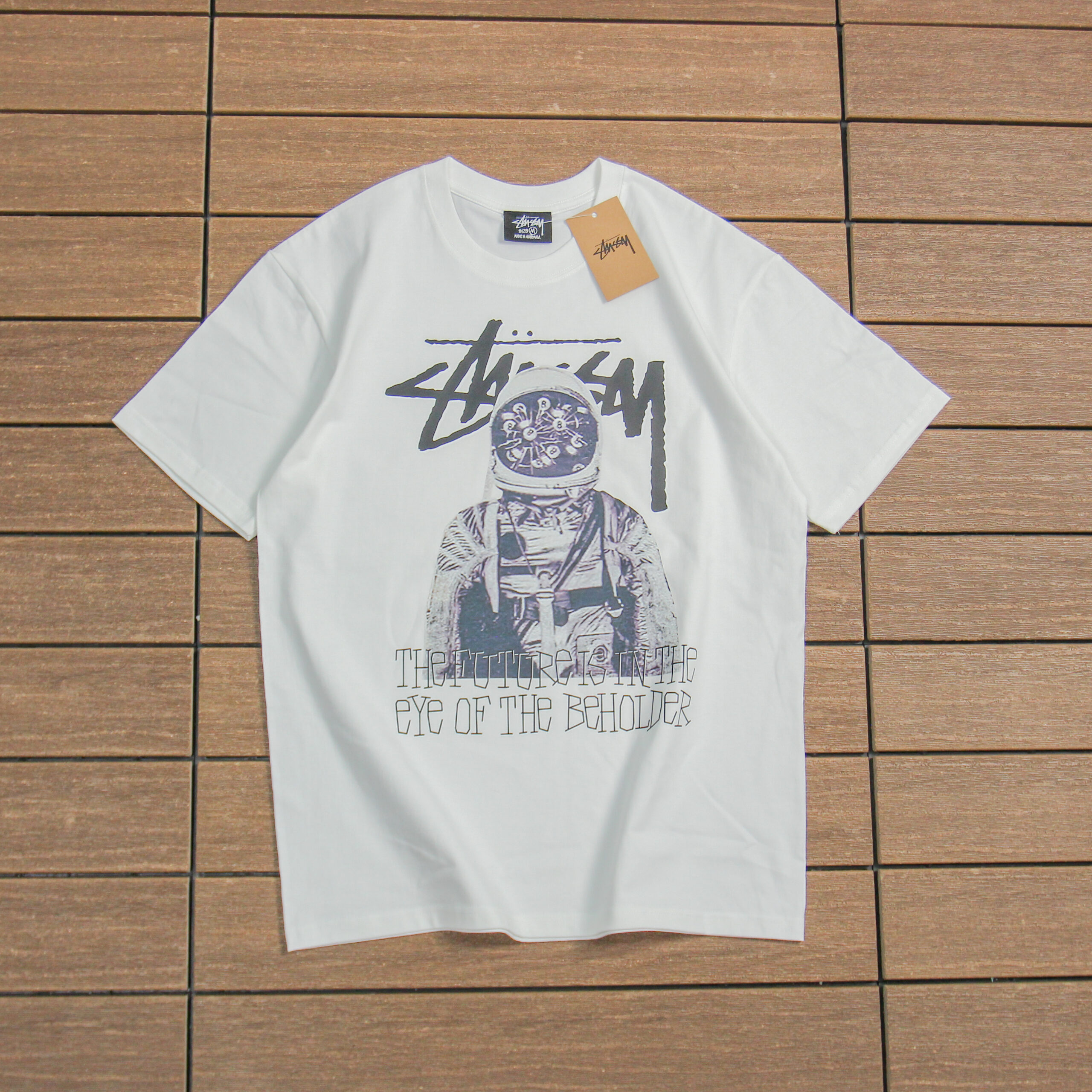 STUSSY T-SHIRT