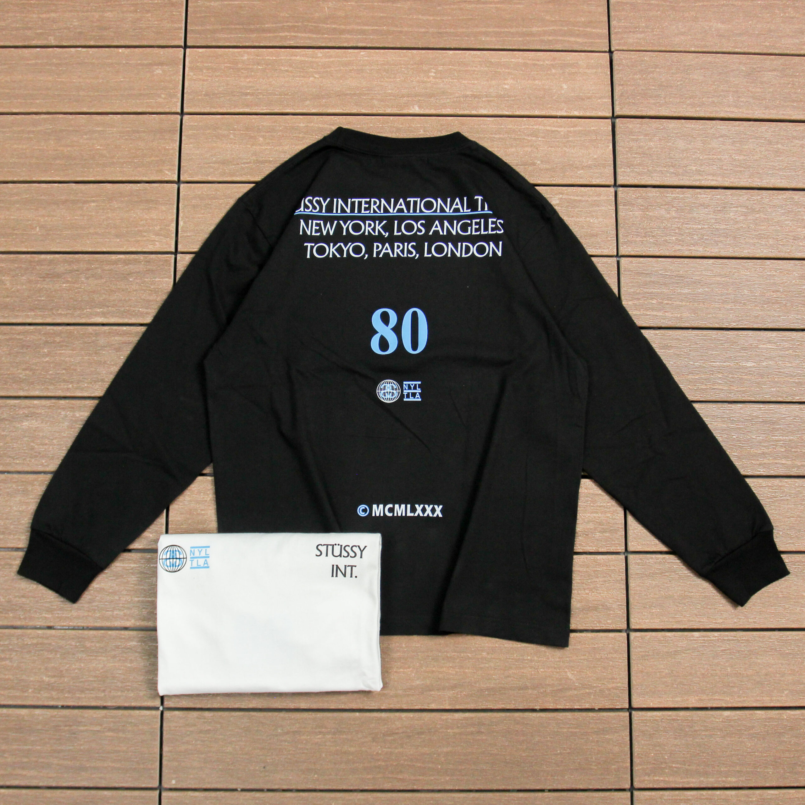 STUSSY T-SHIRT