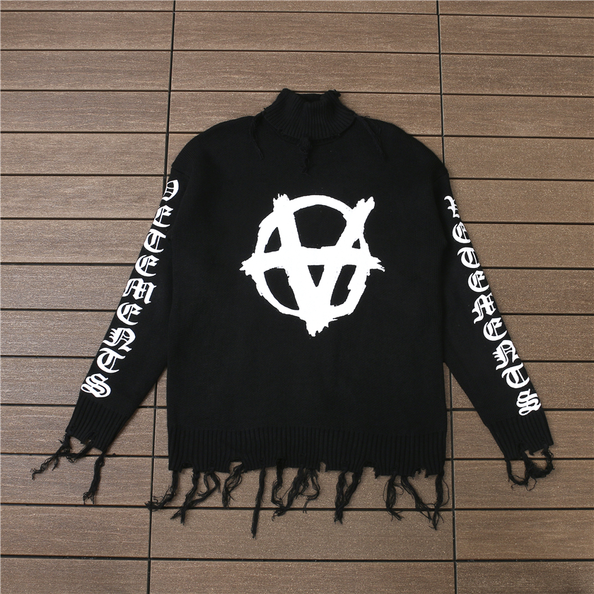 VETEMENTS SWEATER