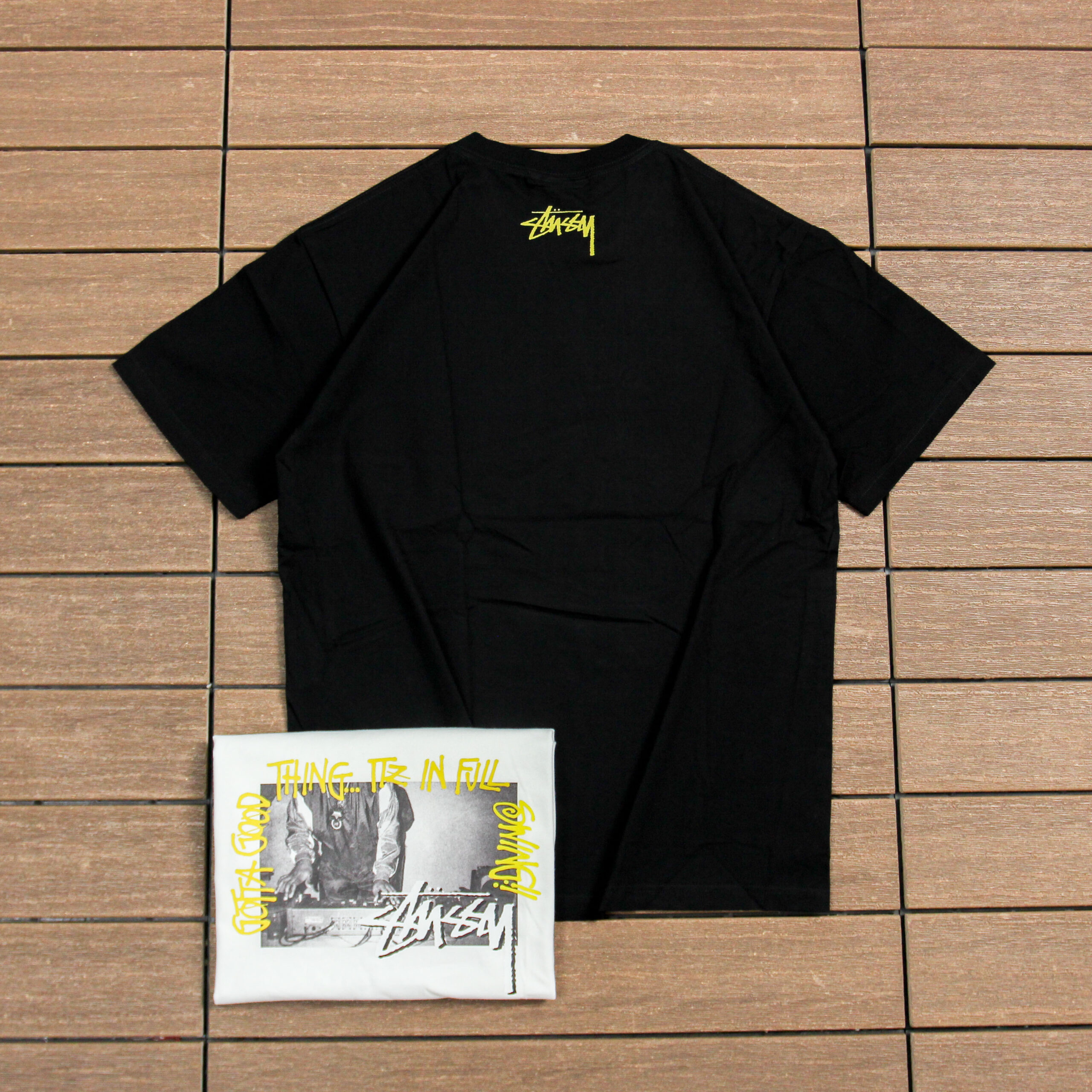 STUSSY T-SHIRT