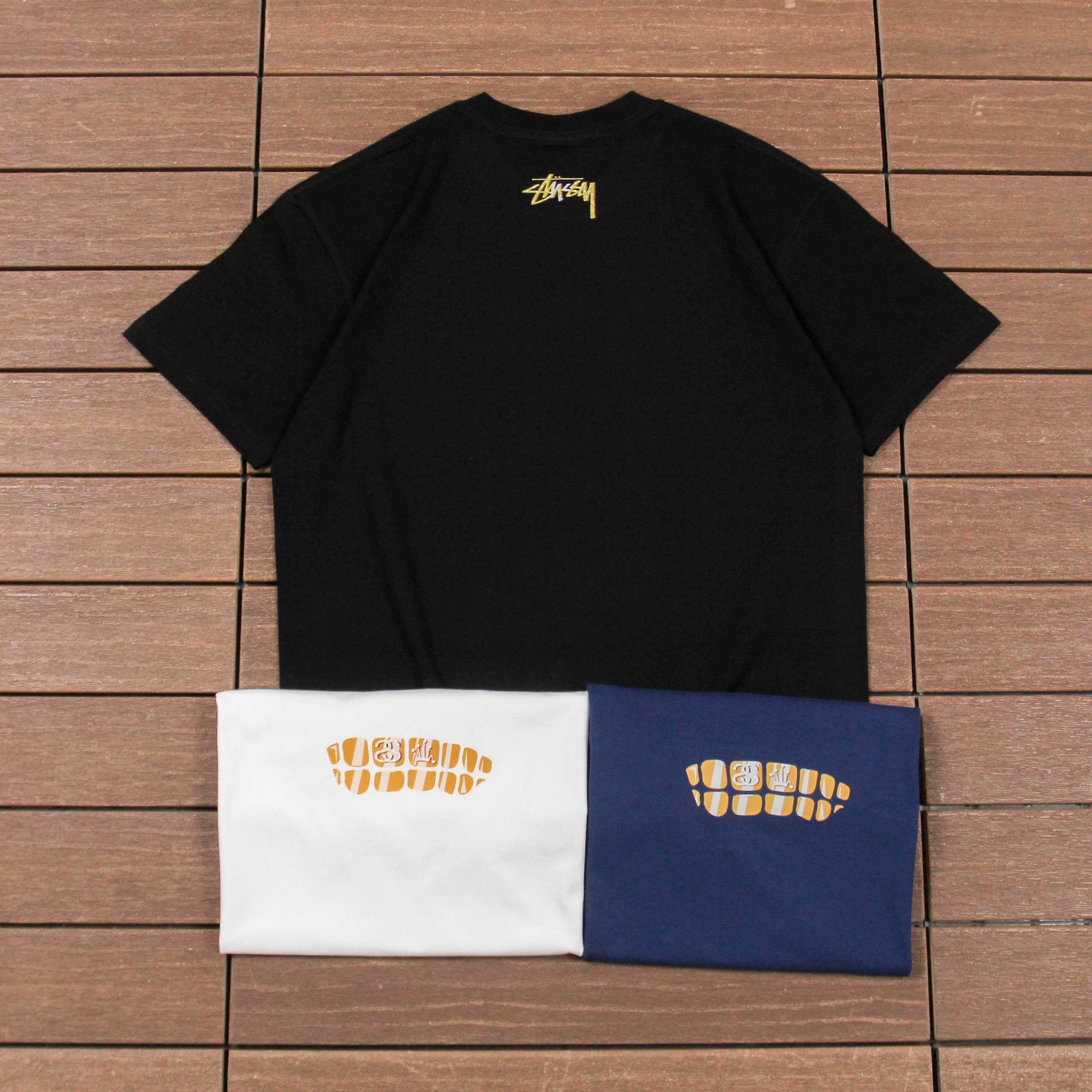 STUSSY T-SHIRT