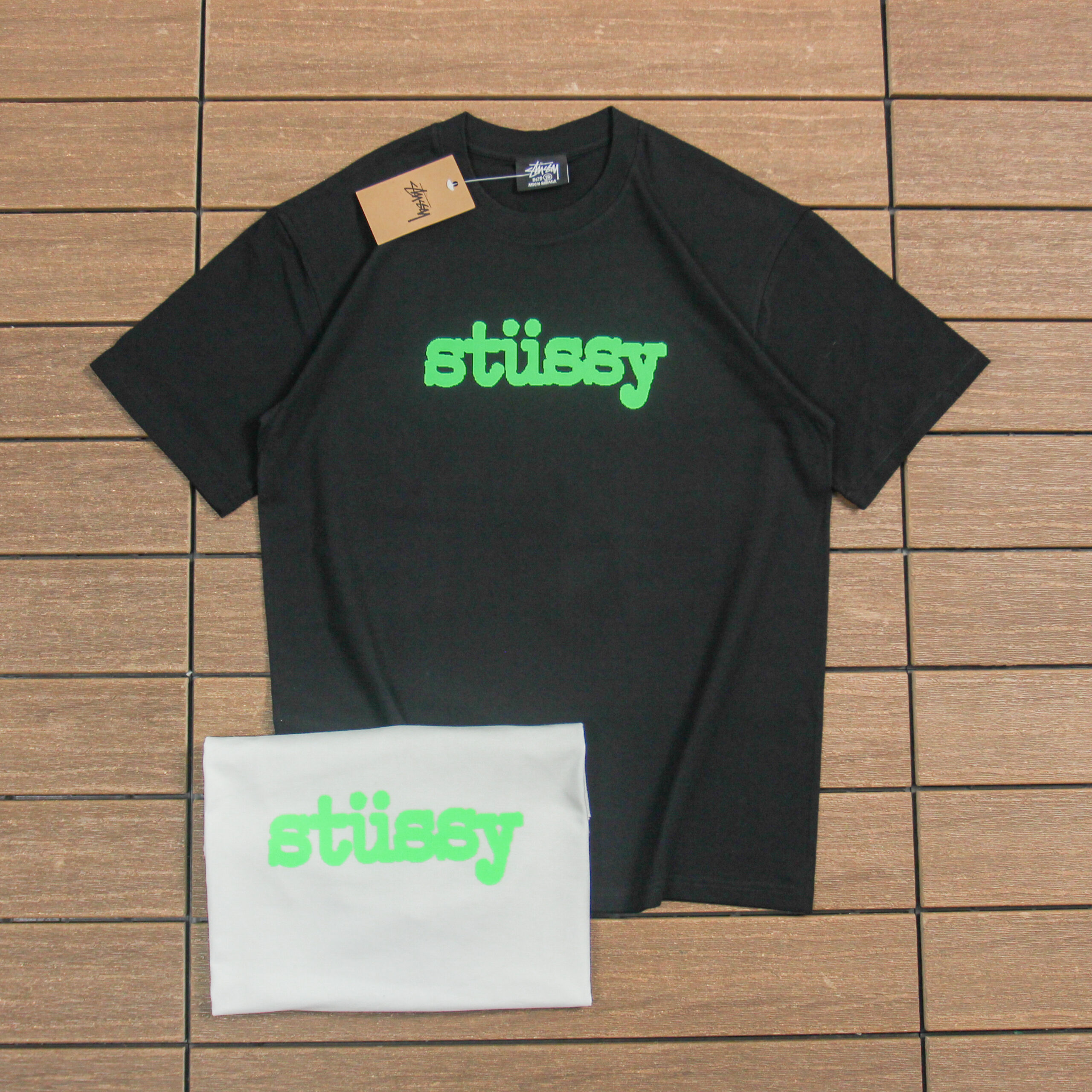 STUSSY T-SHIRT