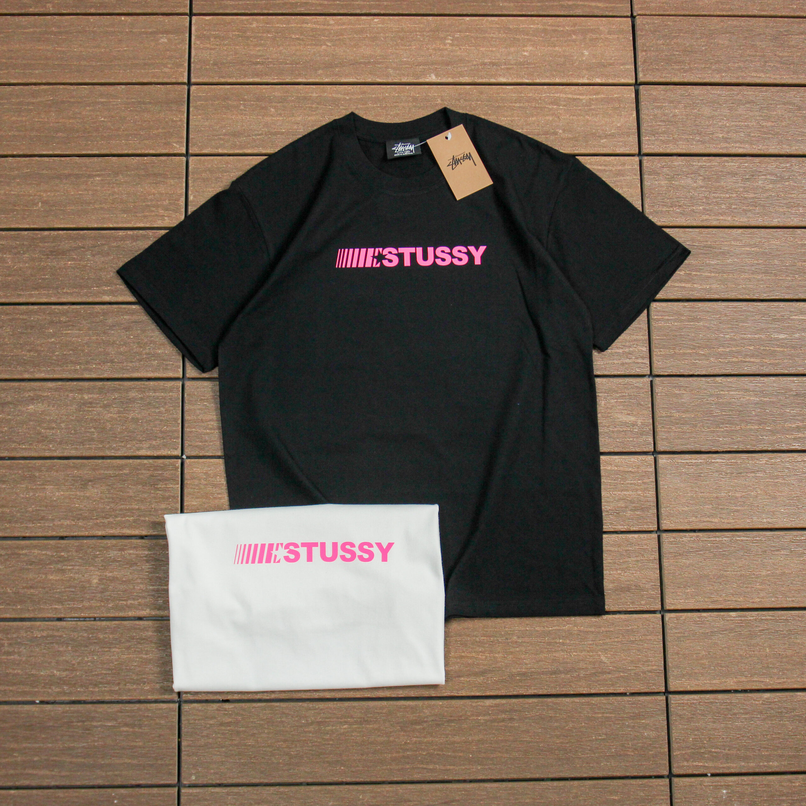 STUSSY T-SHIRT