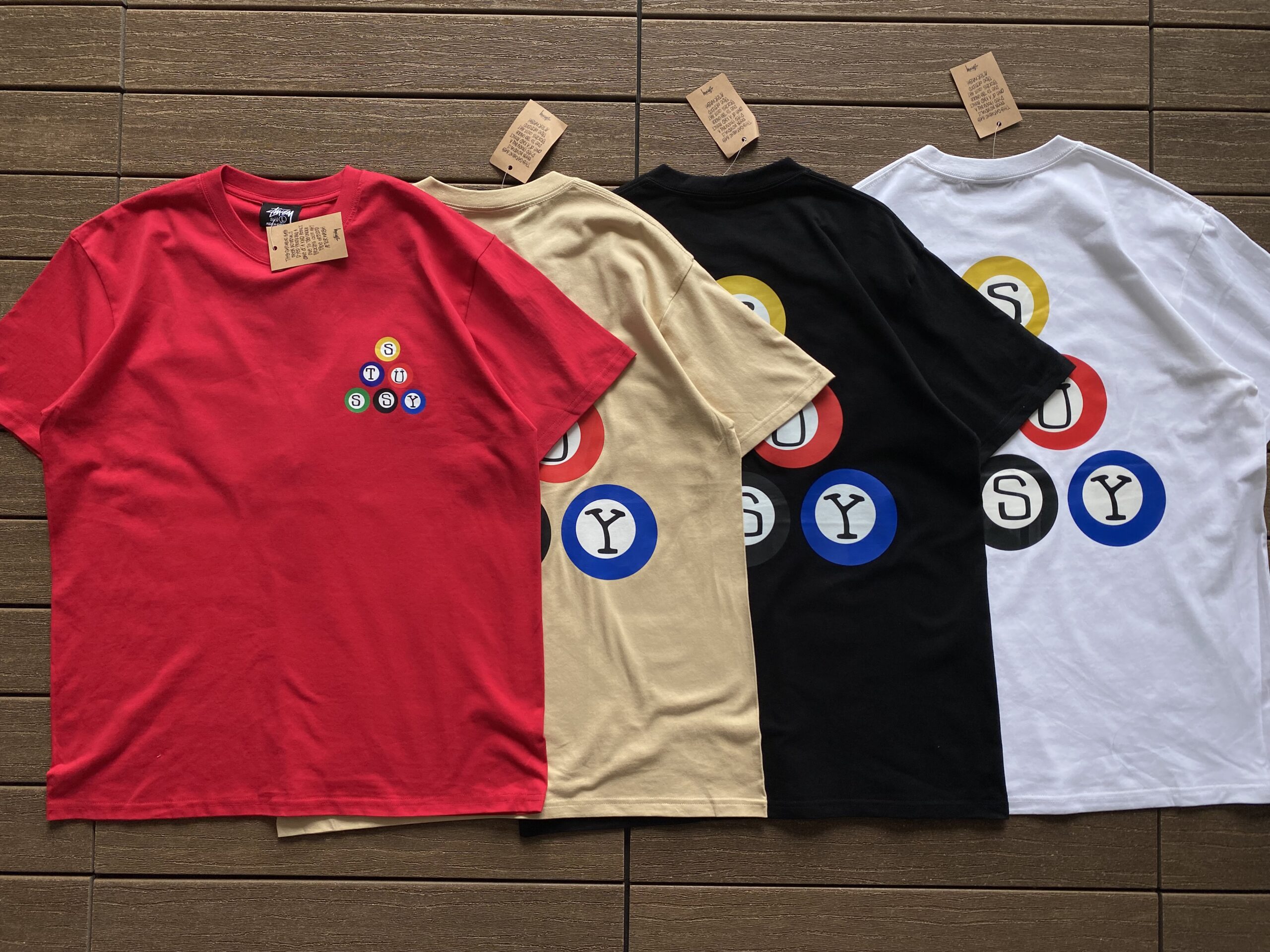 STUSSY T-SHIRT