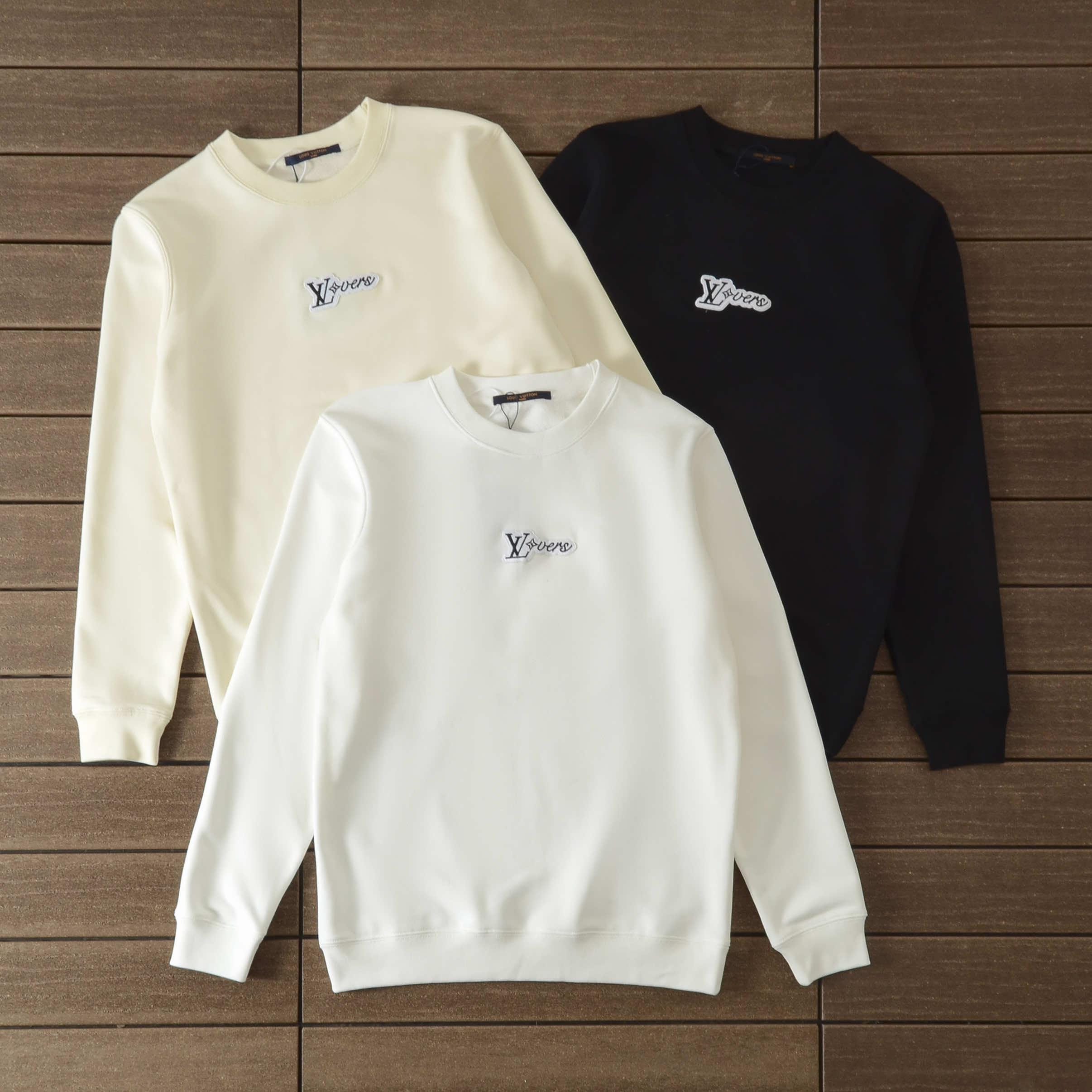 LV SWEATER