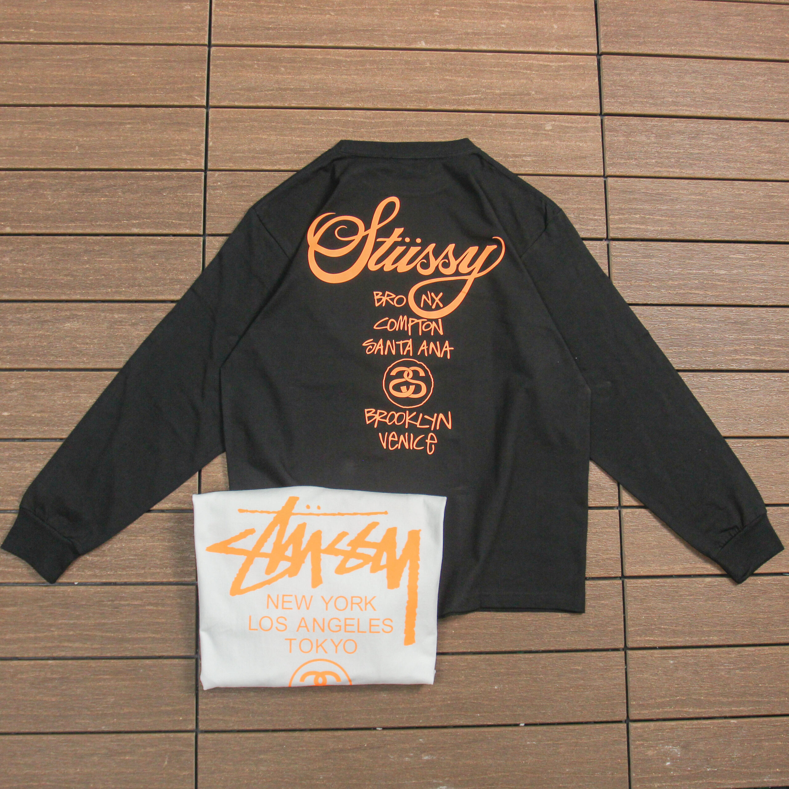 STUSSY T-SHIRT